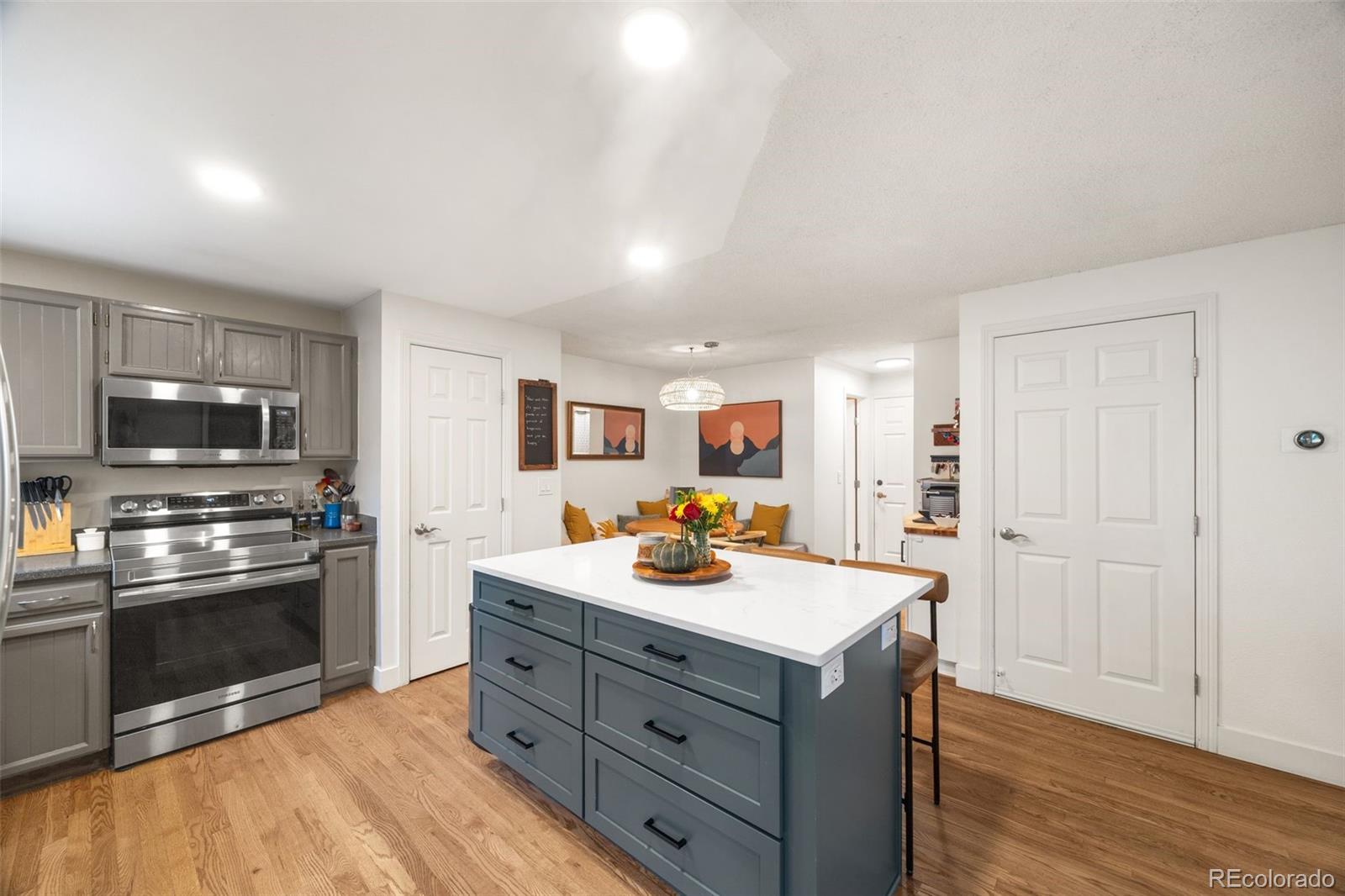 MLS Image #11 for 8084  miller circle,arvada, Colorado