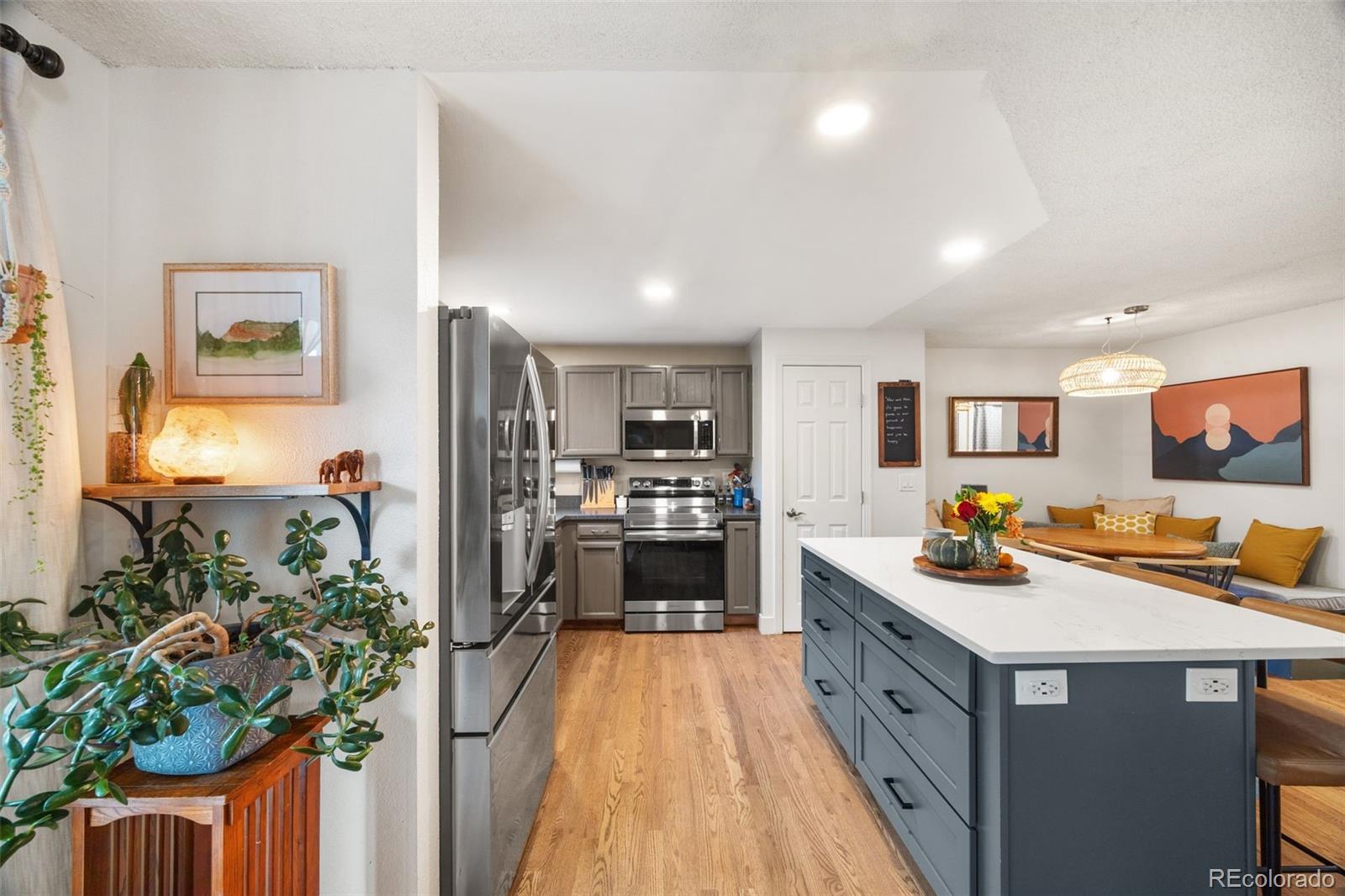 MLS Image #12 for 8084  miller circle,arvada, Colorado