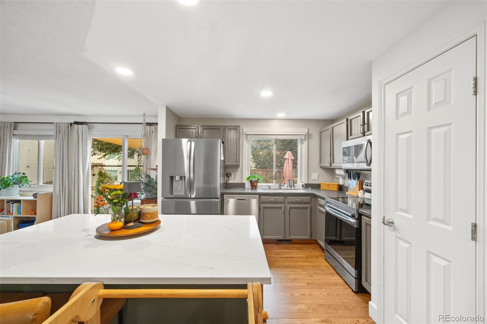MLS Image #14 for 8084  miller circle,arvada, Colorado