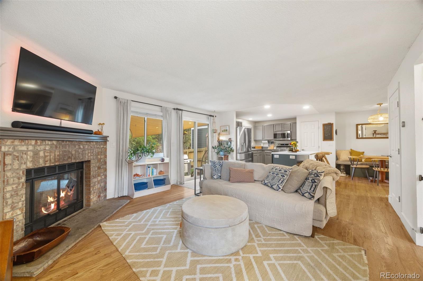 MLS Image #7 for 8084  miller circle,arvada, Colorado