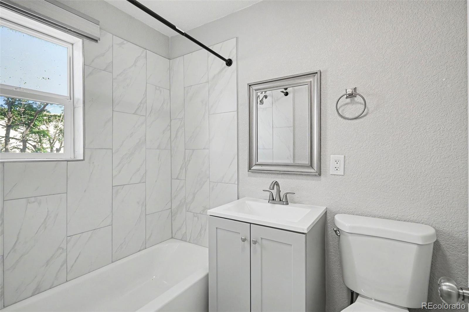 MLS Image #11 for 5750  emerson street,denver, Colorado