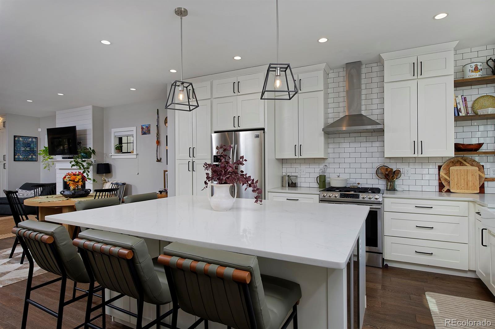 MLS Image #17 for 1371 n raleigh street,denver, Colorado