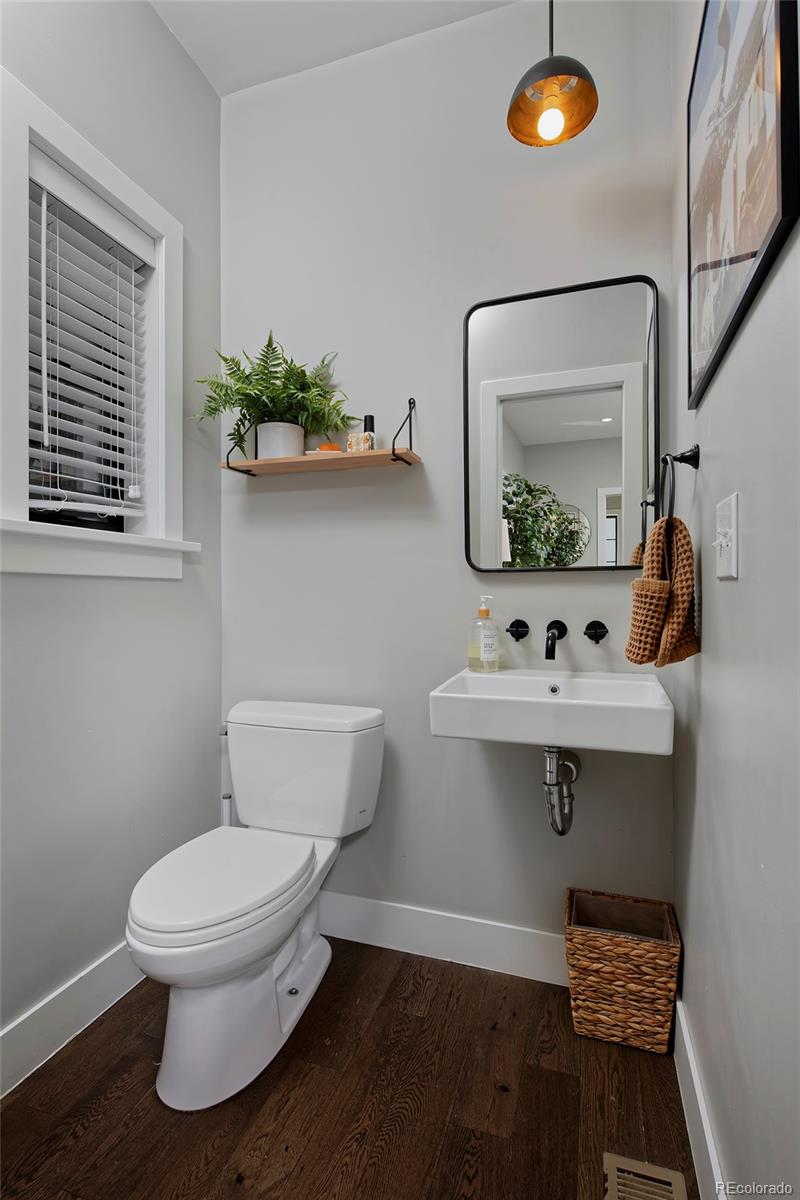 MLS Image #19 for 1371 n raleigh street,denver, Colorado