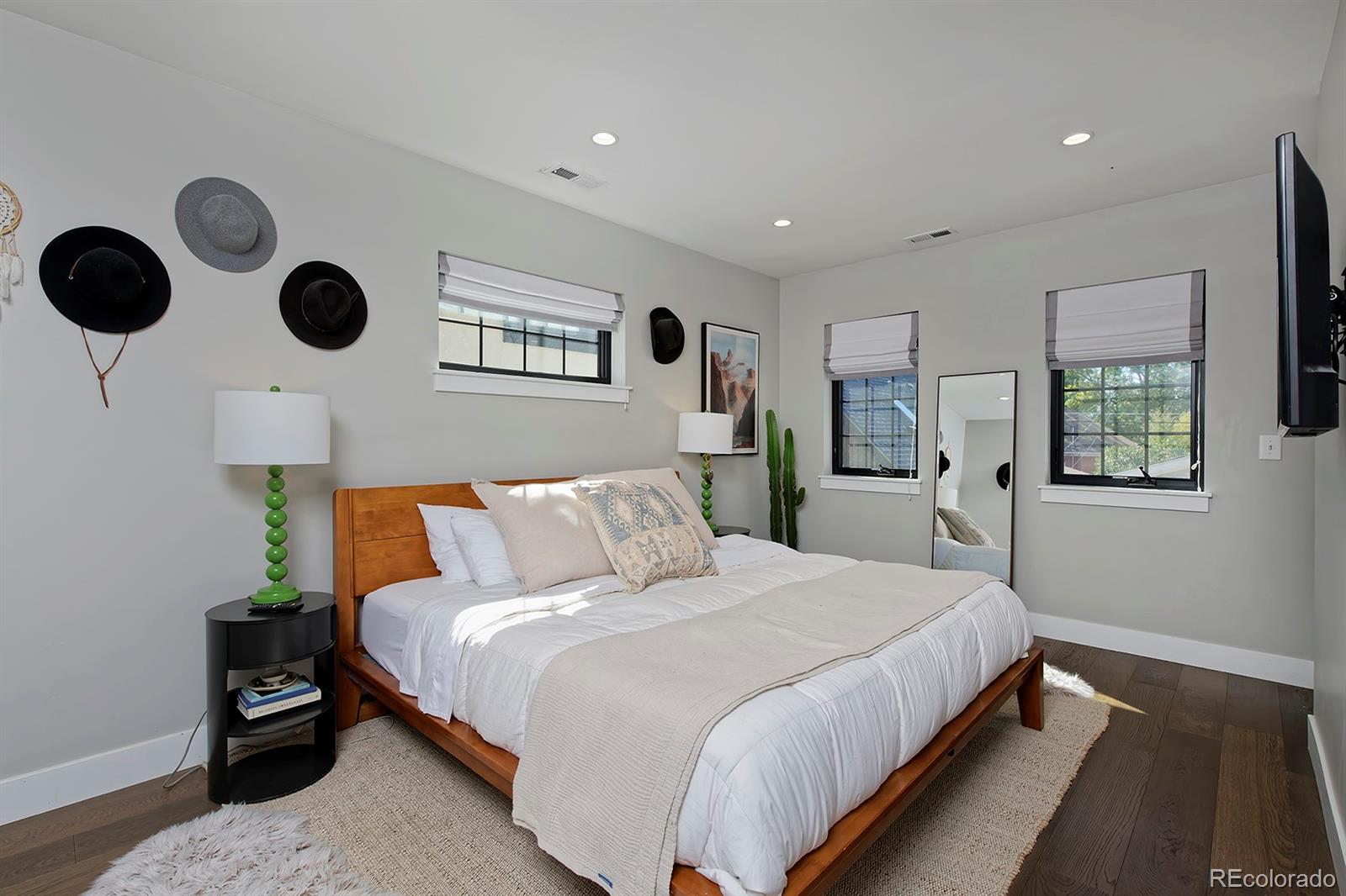 MLS Image #21 for 1371 n raleigh street,denver, Colorado