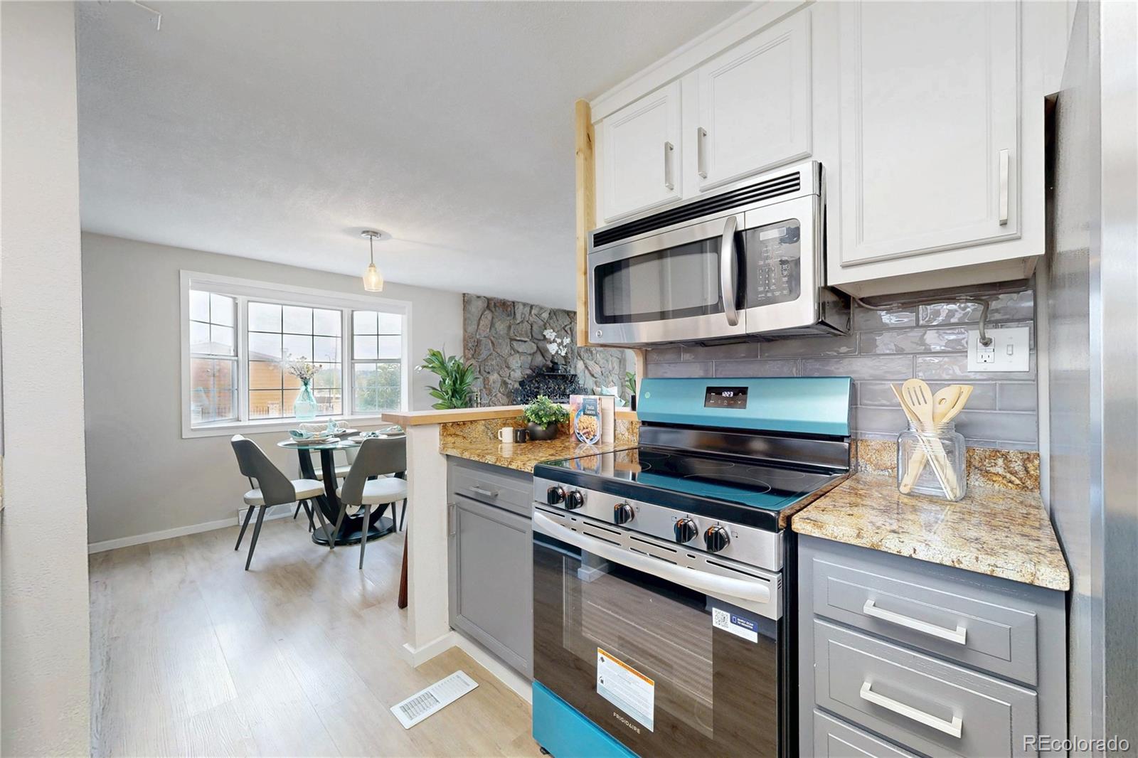 MLS Image #11 for 2000 w 91st place,federal heights, Colorado