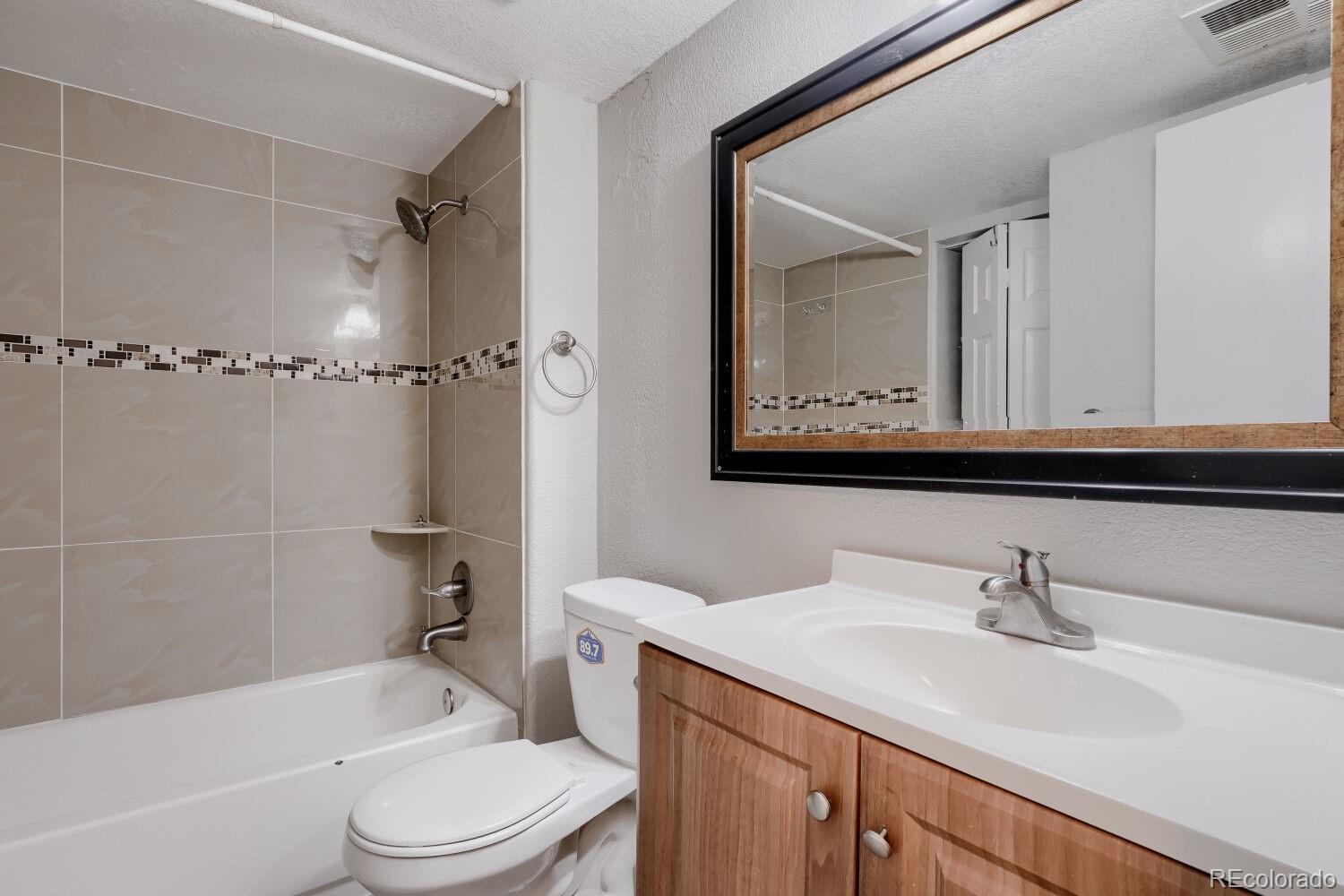 MLS Image #10 for 18094 e ohio avenue,aurora, Colorado