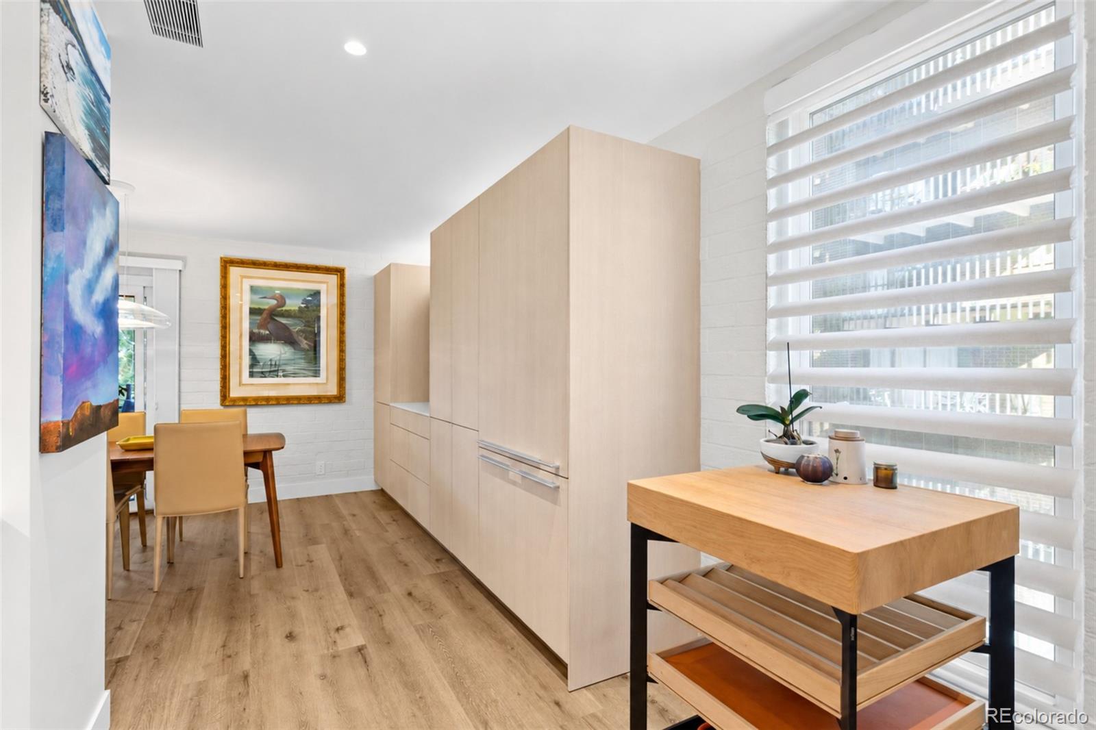 MLS Image #12 for 460 s marion parkway 553,denver, Colorado