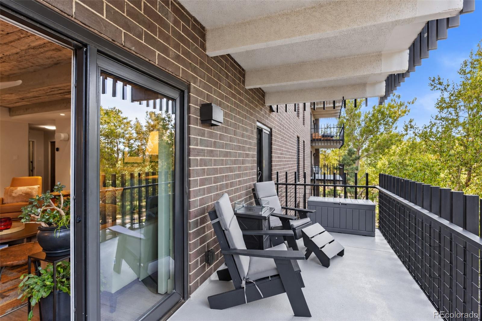 MLS Image #3 for 460 s marion parkway 553,denver, Colorado