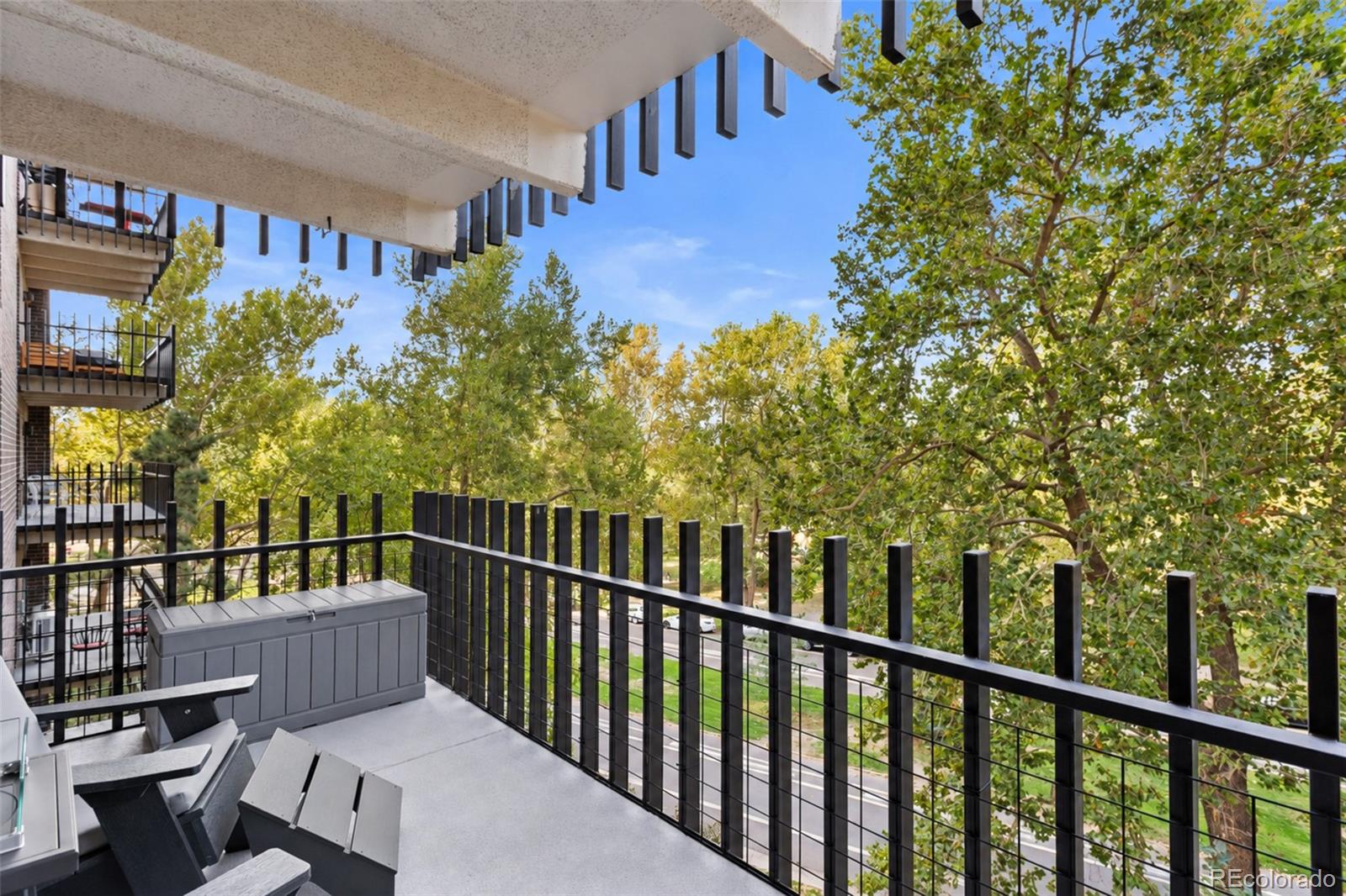 MLS Image #4 for 460 s marion parkway 553,denver, Colorado