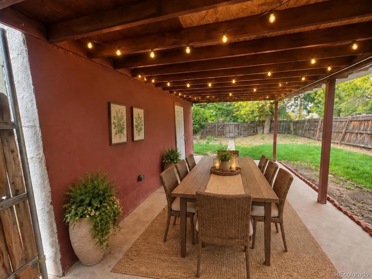 MLS Image #10 for 2101 s emerson street,denver, Colorado