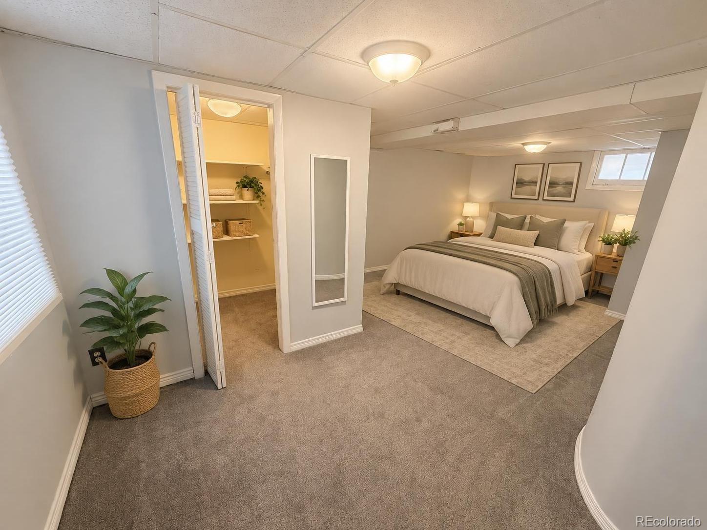 MLS Image #6 for 2101 s emerson street,denver, Colorado