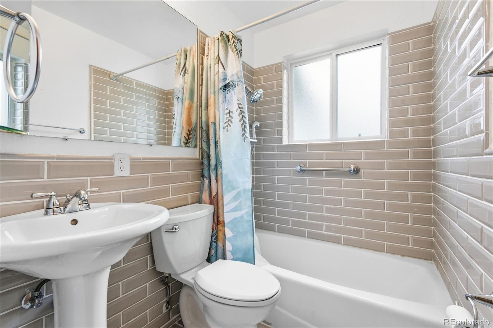 MLS Image #4 for 4433  perry street,denver, Colorado