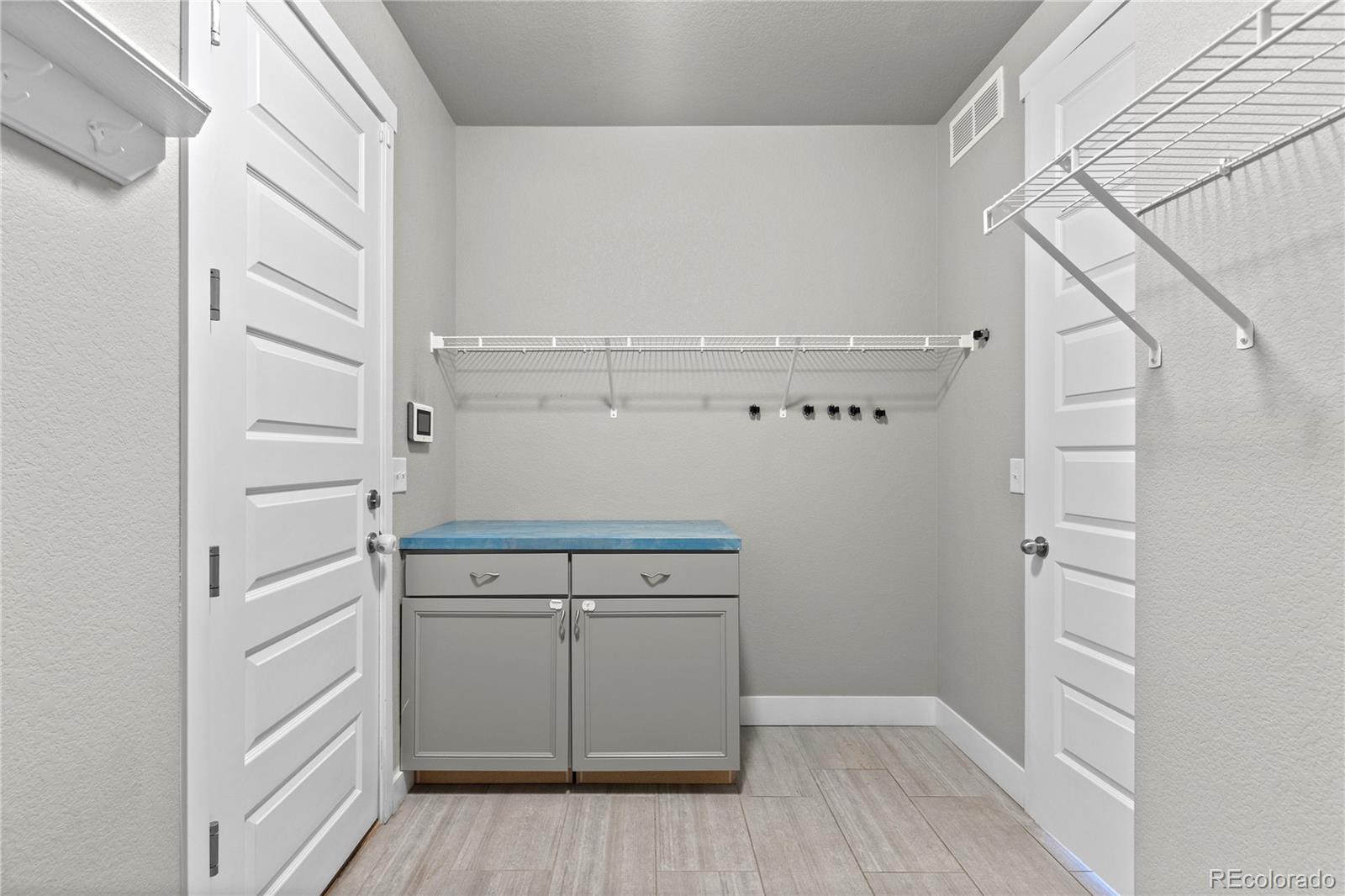 MLS Image #18 for 6901  eliot street,denver, Colorado