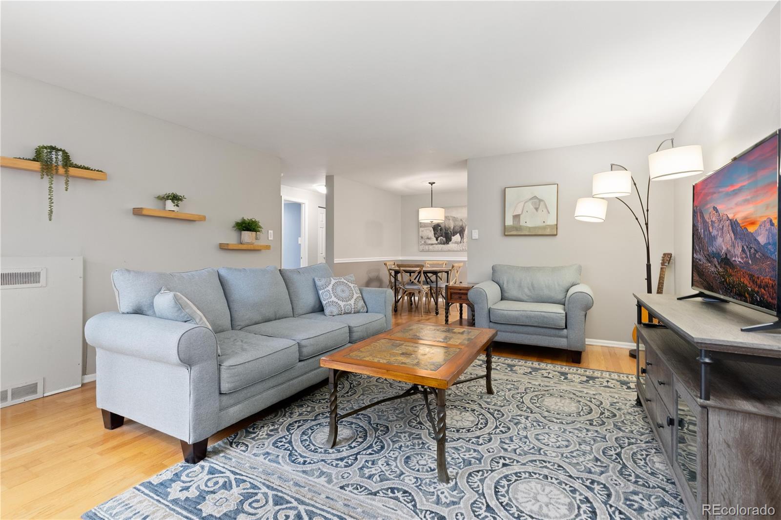 MLS Image #3 for 1260  york street 208,denver, Colorado