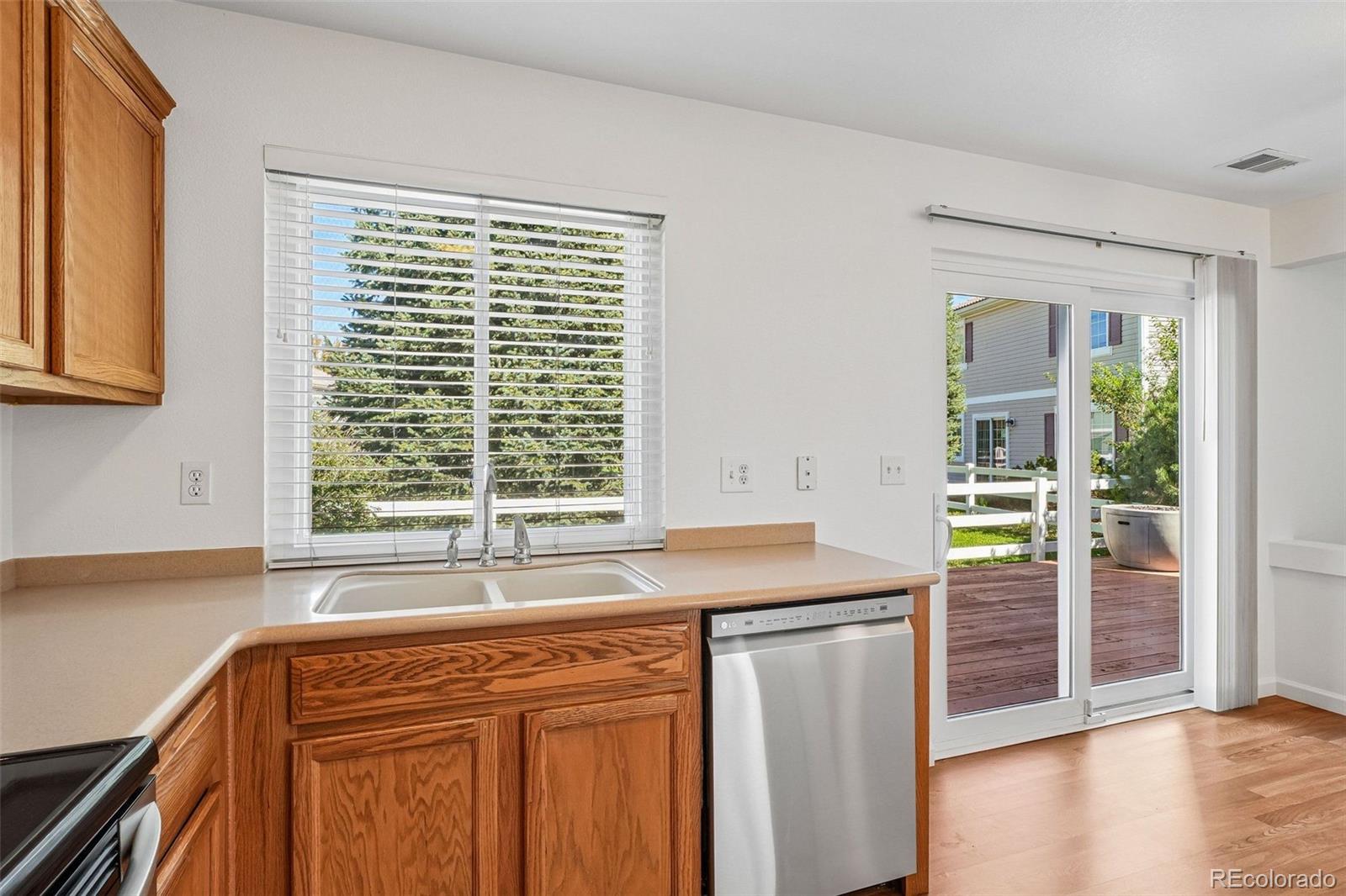 MLS Image #12 for 4726  flanders way,denver, Colorado