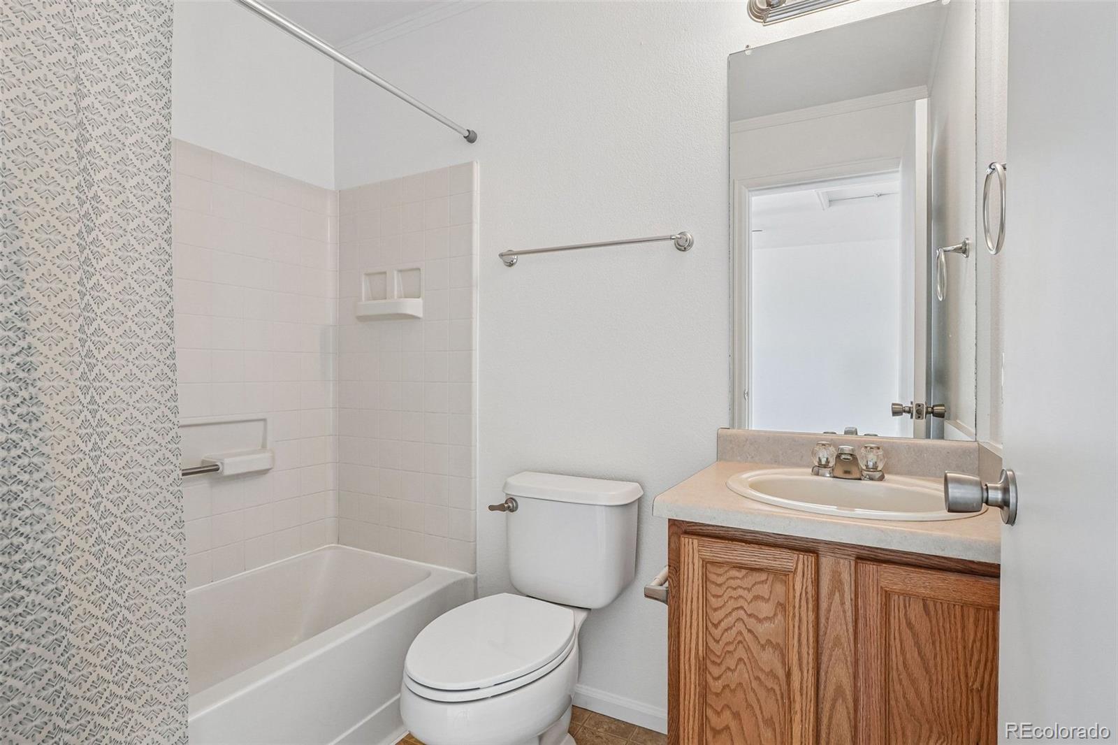 MLS Image #17 for 4726  flanders way,denver, Colorado