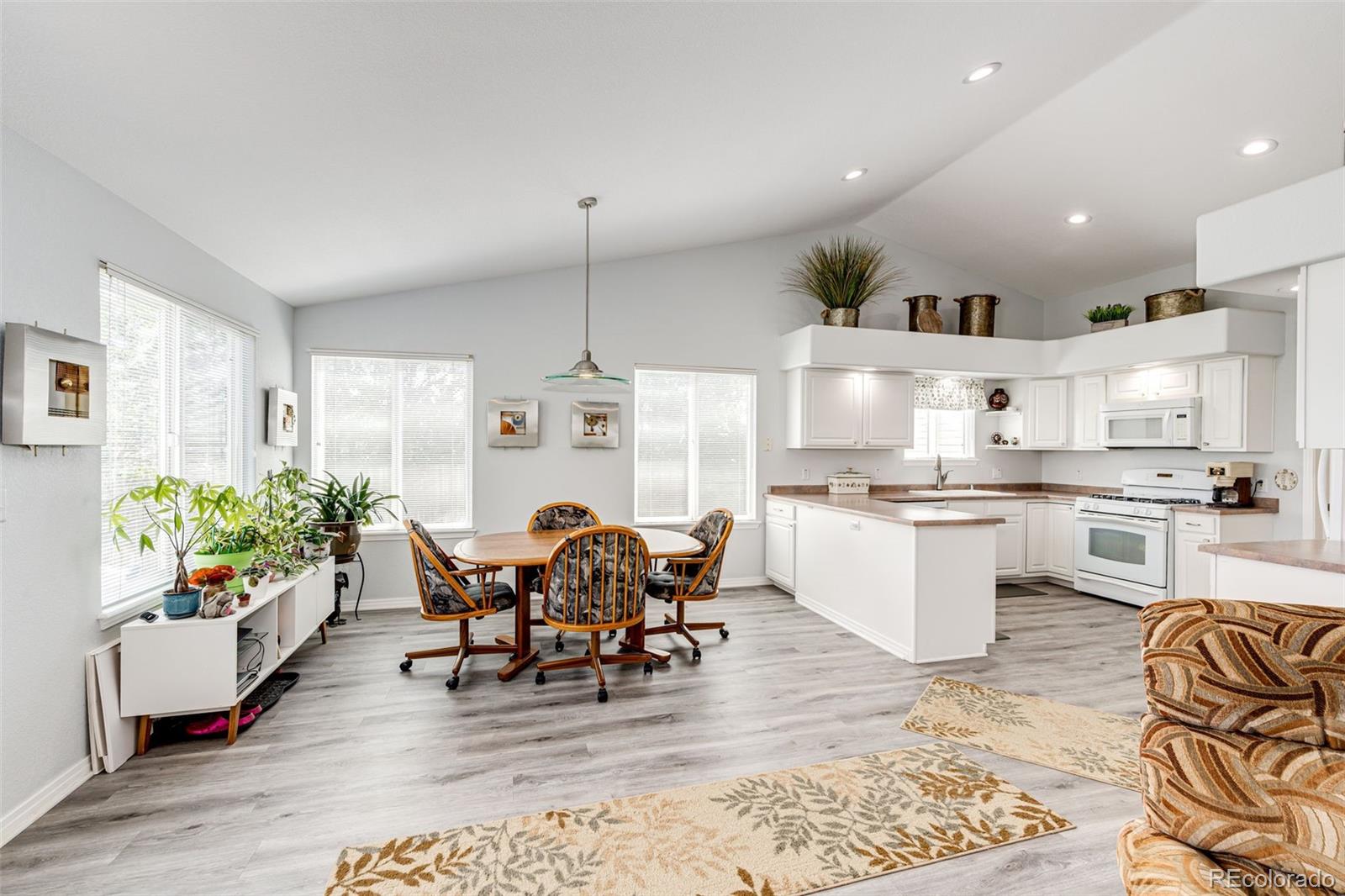 MLS Image #12 for 57469 e 42nd court,strasburg, Colorado