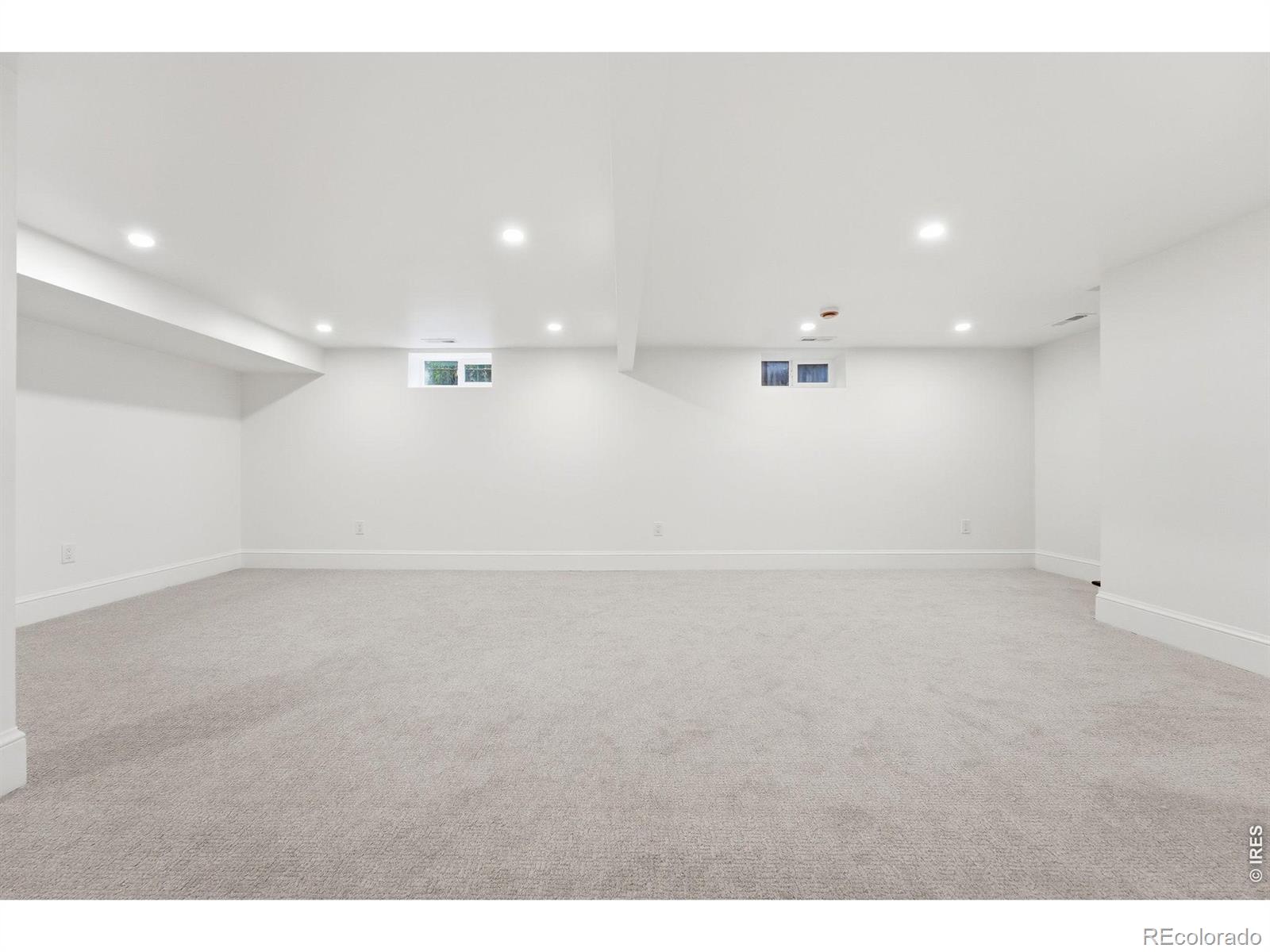 MLS Image #32 for 680  albion street,denver, Colorado