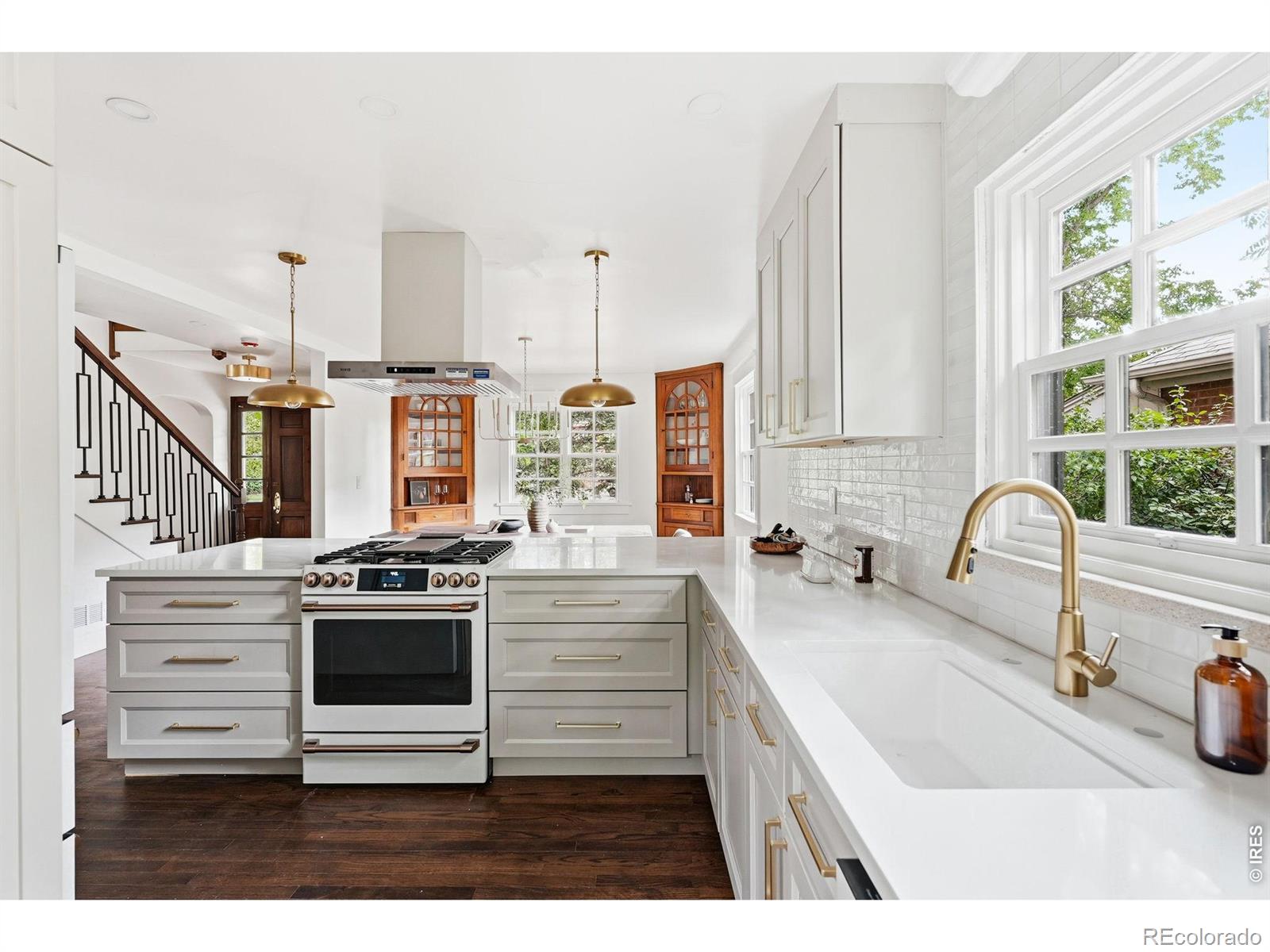 MLS Image #5 for 680  albion street,denver, Colorado