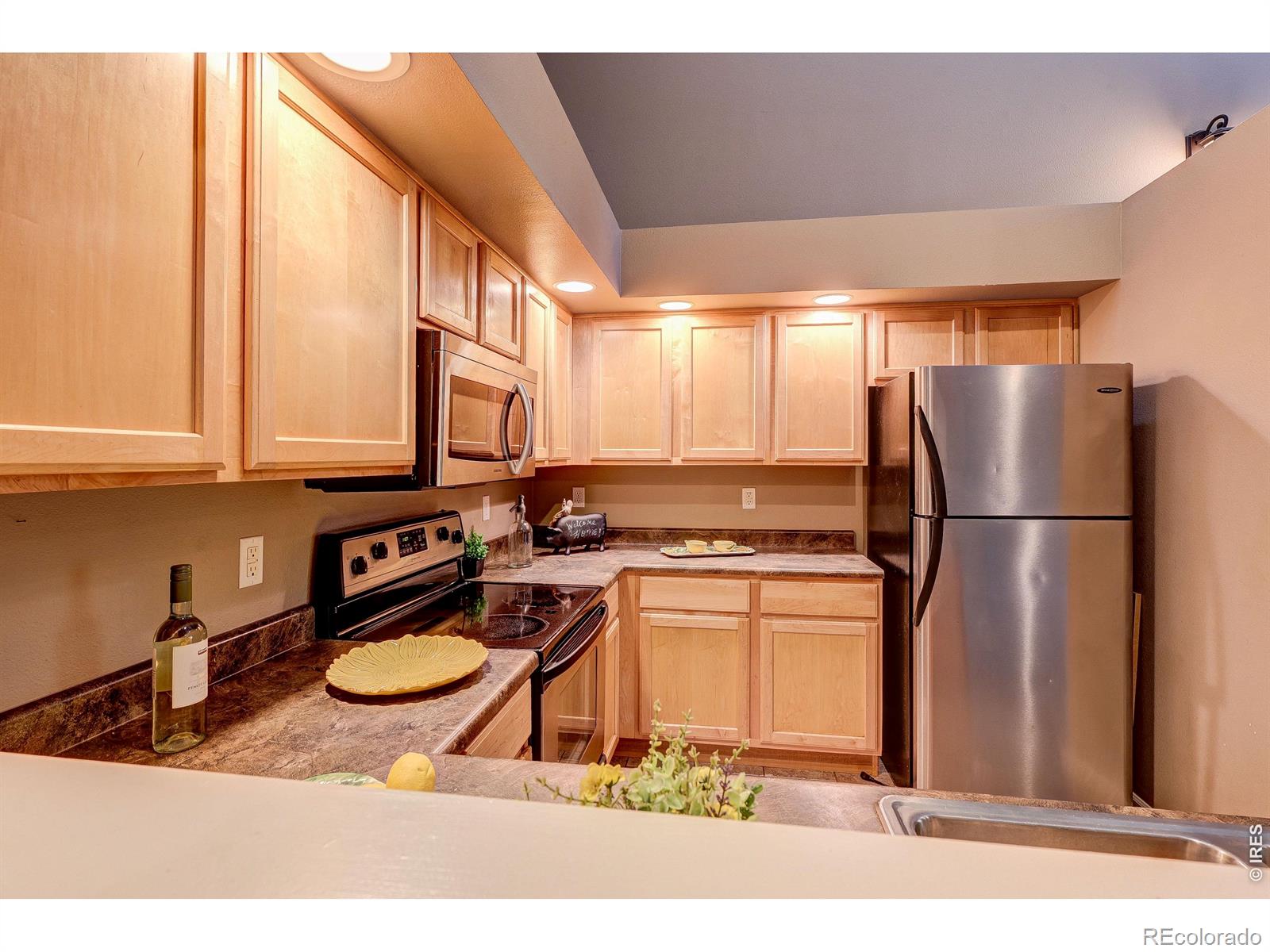 MLS Image #9 for 810  lucca drive,evans, Colorado