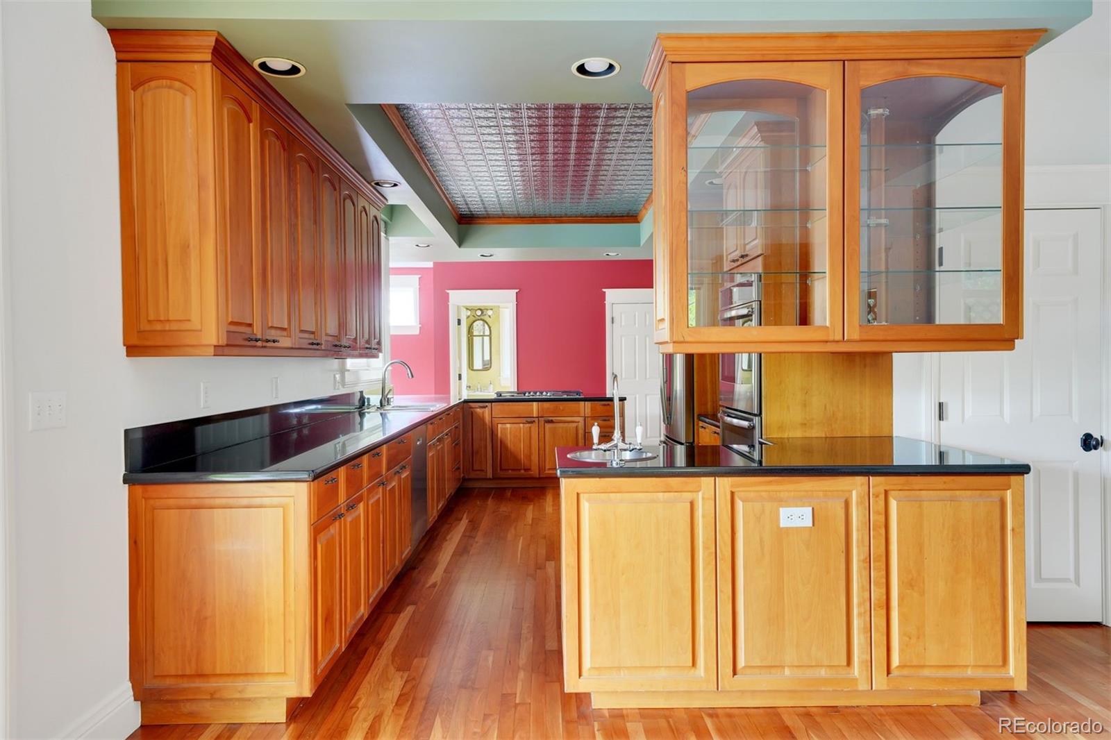 MLS Image #10 for 8351 e iowa drive,denver, Colorado