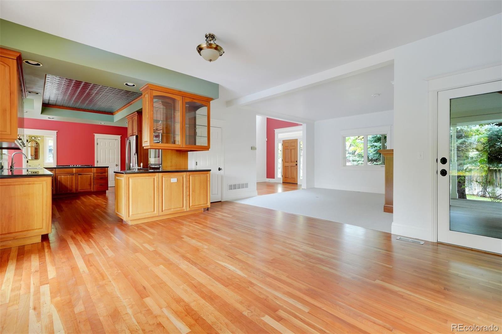 MLS Image #9 for 8351 e iowa drive,denver, Colorado