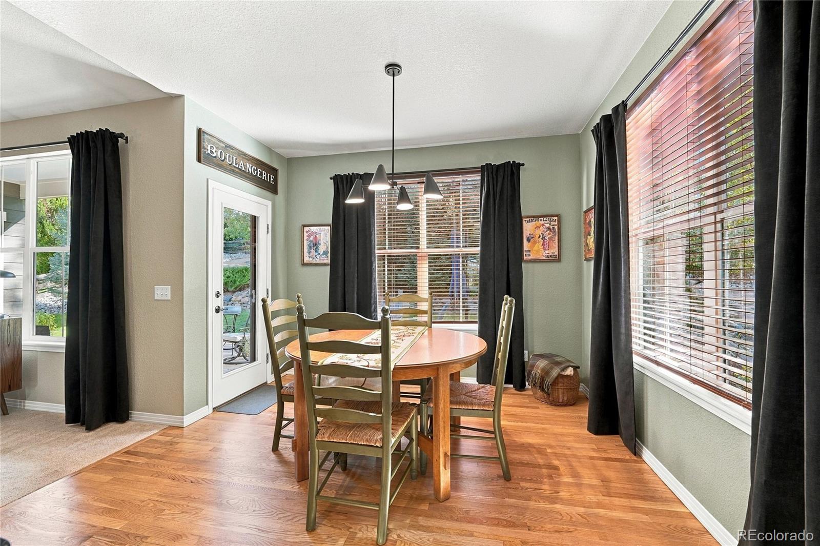 MLS Image #10 for 25265 e park crescent drive,aurora, Colorado