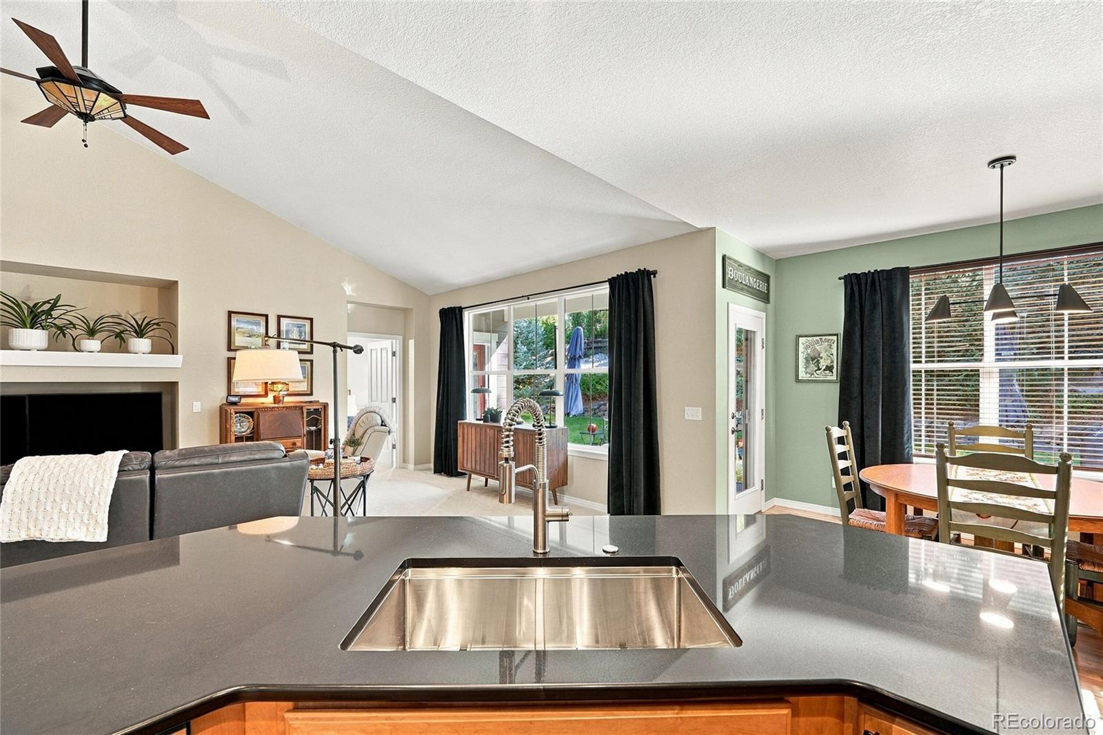 MLS Image #15 for 25265 e park crescent drive,aurora, Colorado