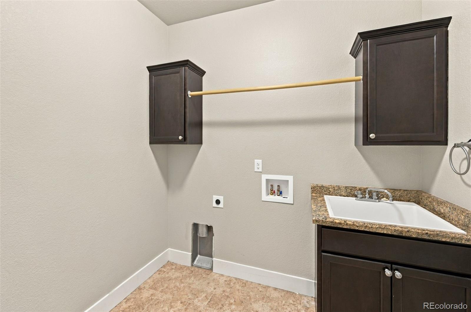 MLS Image #17 for 365  eclipse drive,colorado springs, Colorado