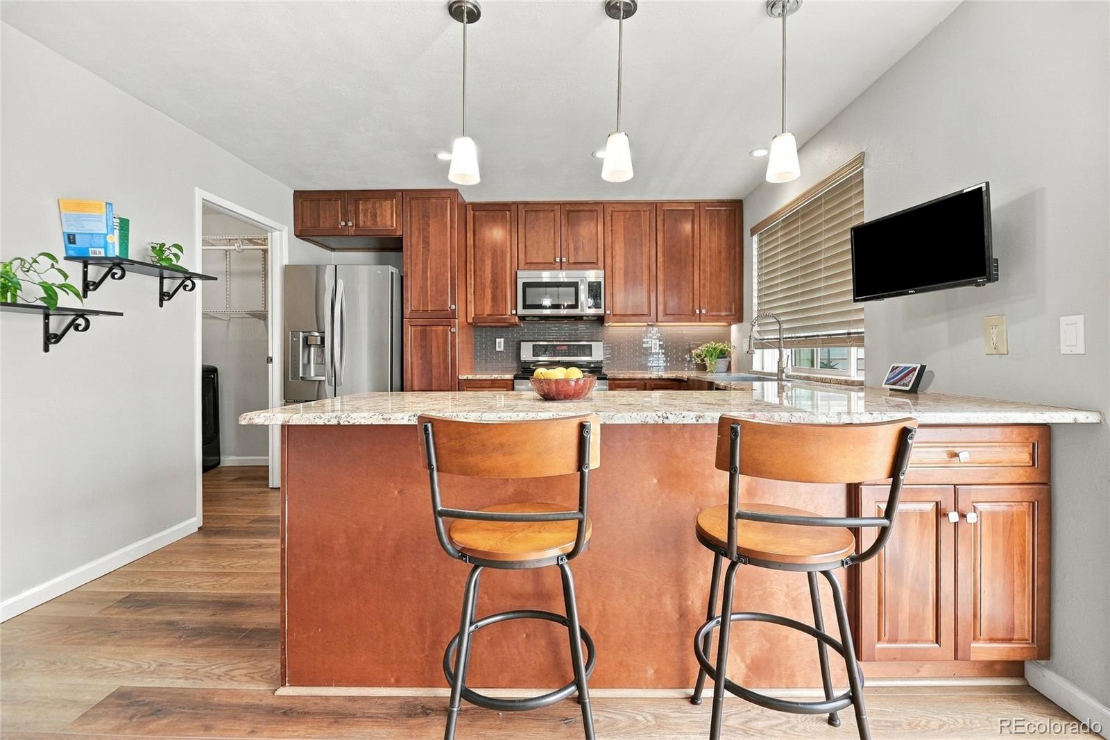 MLS Image #13 for 1050 s monaco street parkway,denver, Colorado