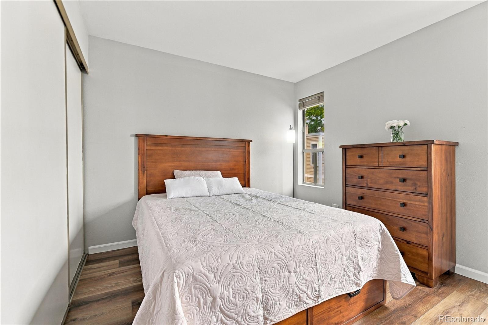 MLS Image #17 for 1050 s monaco street parkway,denver, Colorado