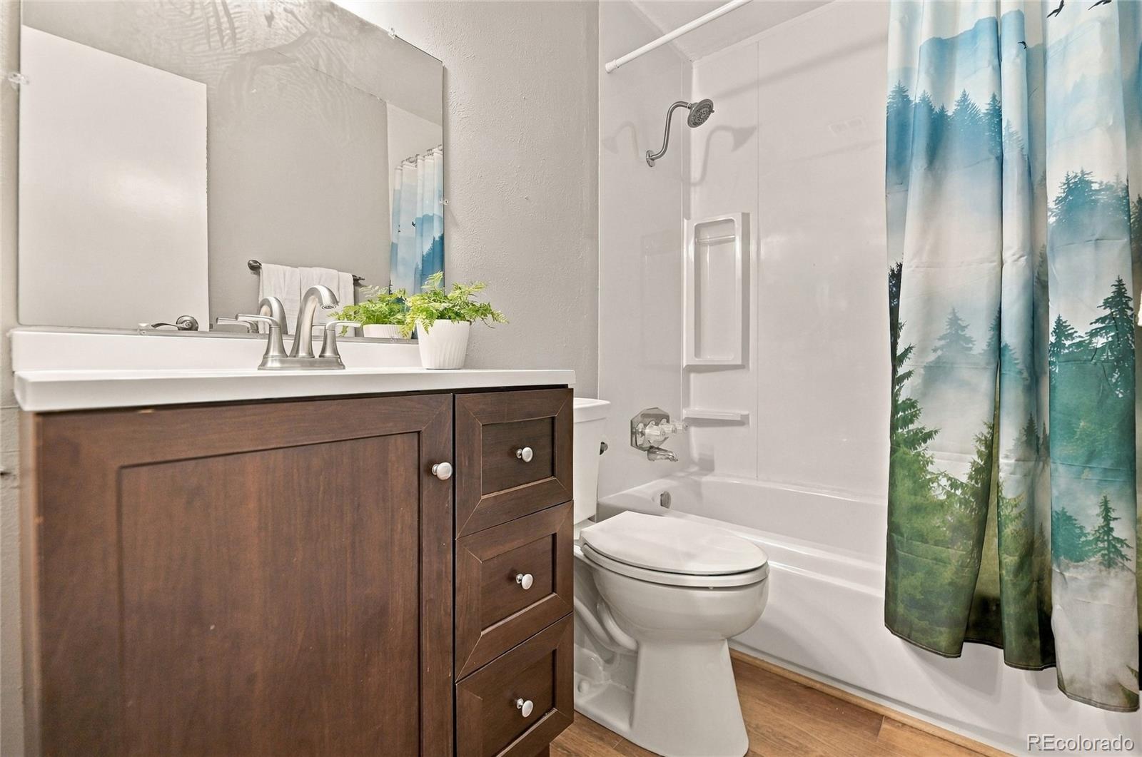 MLS Image #22 for 1050 s monaco street parkway,denver, Colorado
