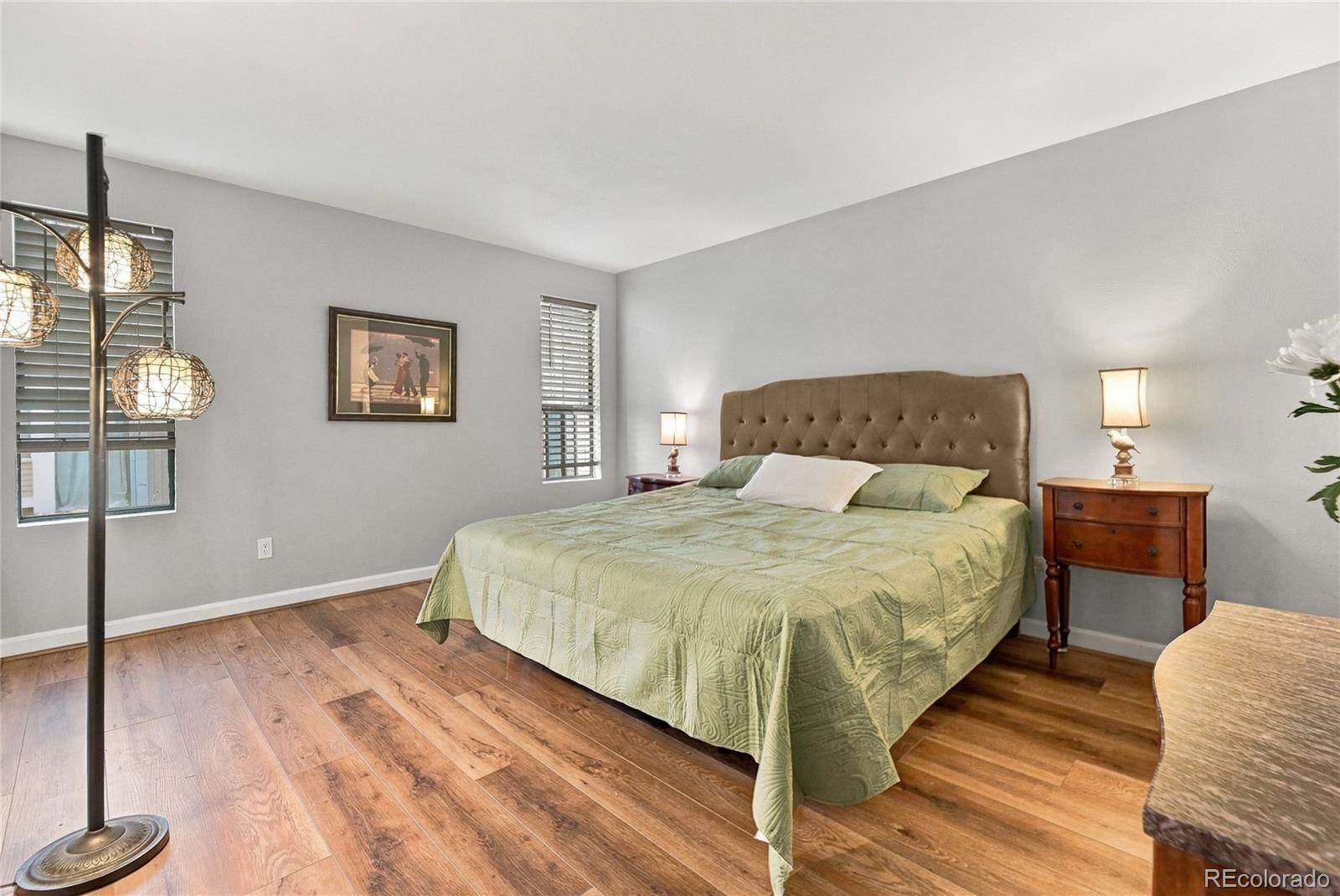 MLS Image #23 for 1050 s monaco street parkway,denver, Colorado