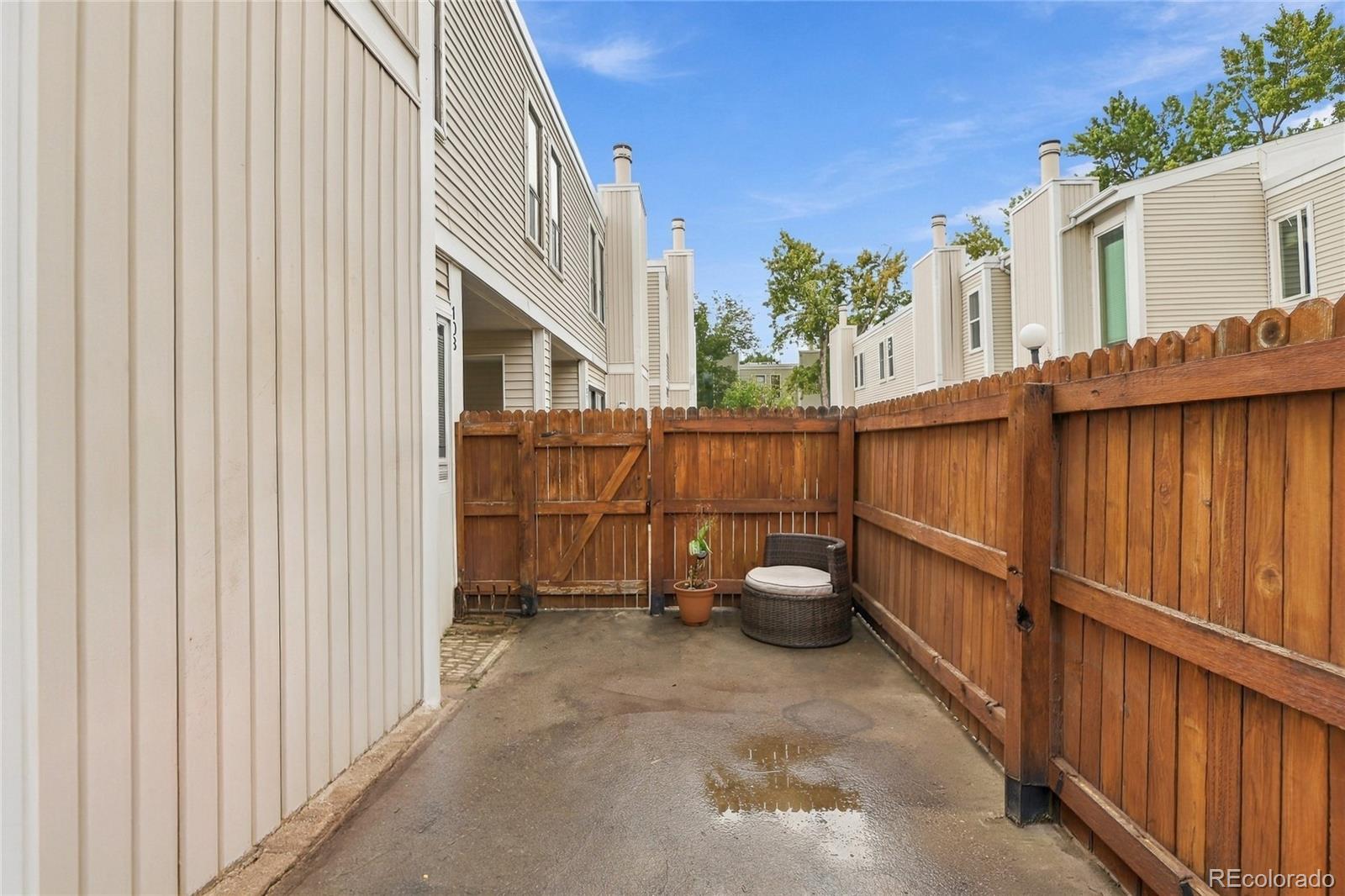 MLS Image #34 for 1050 s monaco street parkway,denver, Colorado