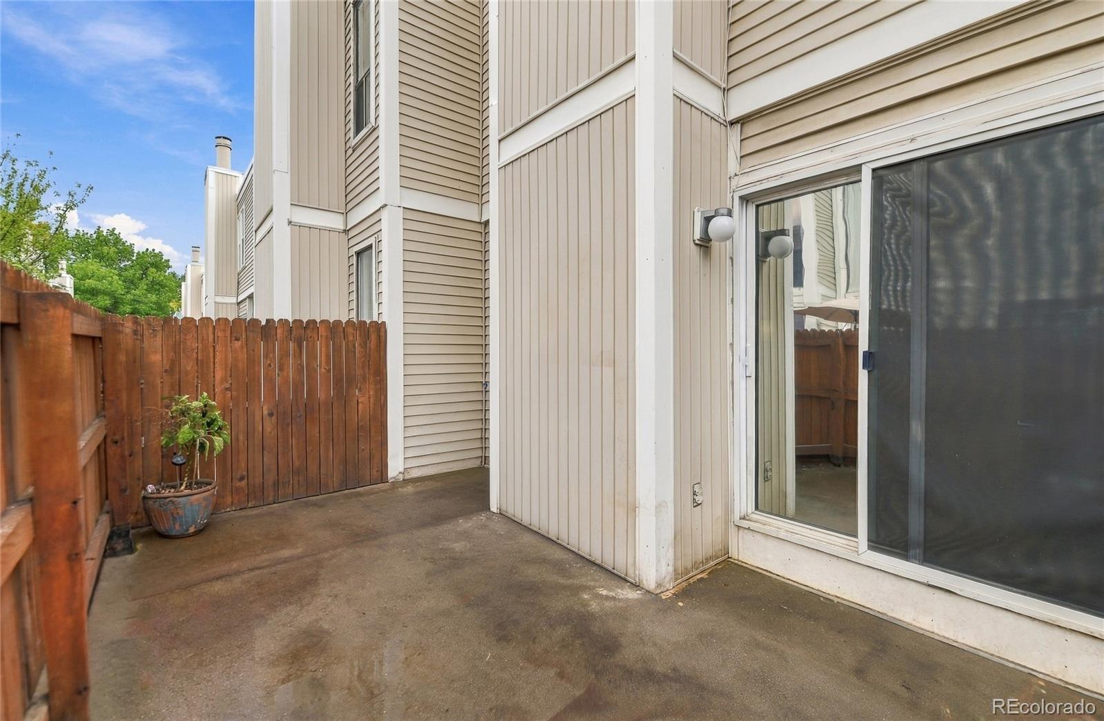 MLS Image #35 for 1050 s monaco street parkway,denver, Colorado