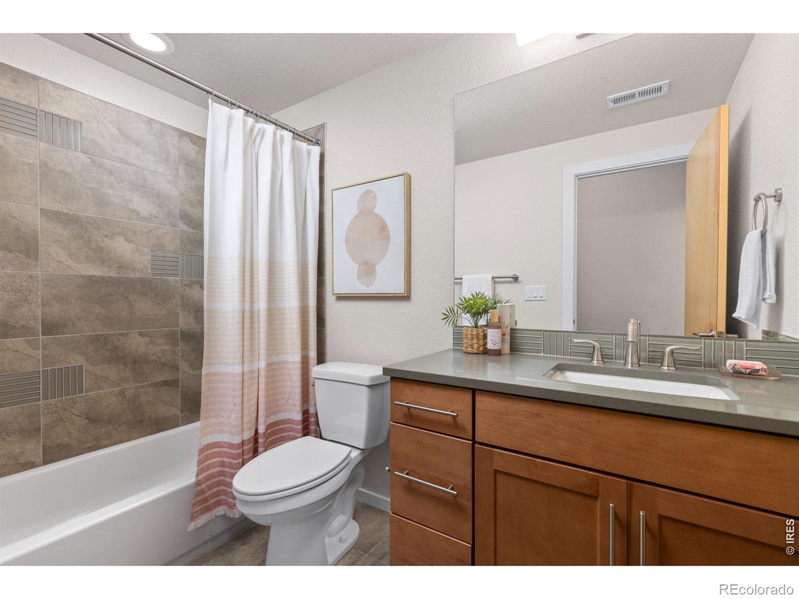 MLS Image #30 for 2111  hecla drive,louisville, Colorado