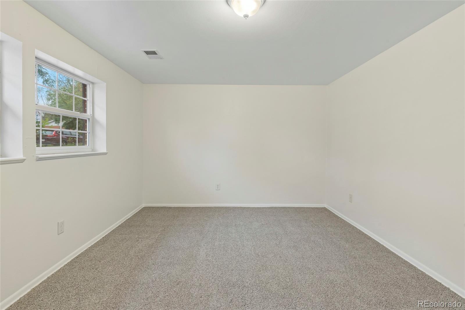 MLS Image #14 for 15373 e 10th avenue,aurora, Colorado