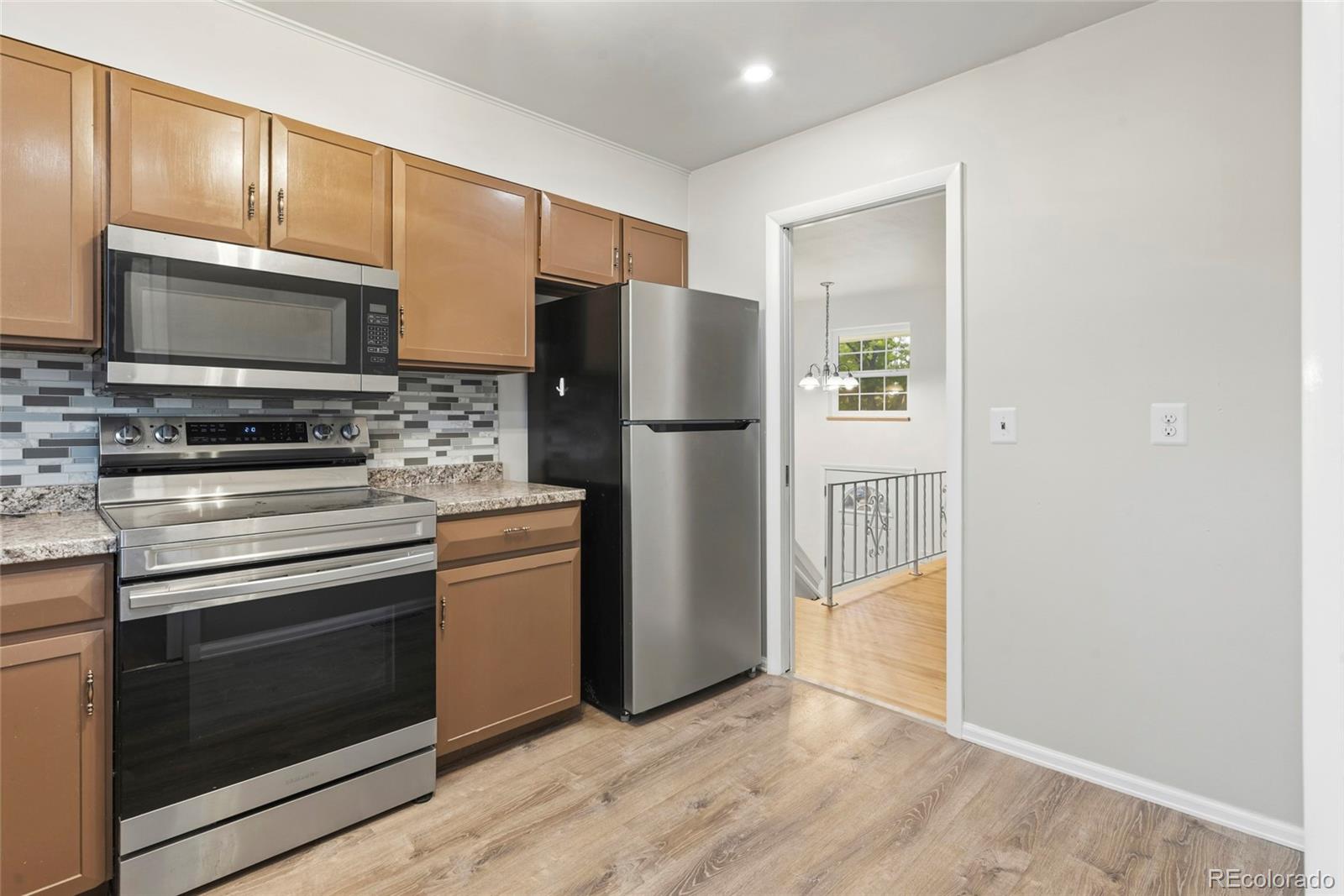 MLS Image #5 for 15373 e 10th avenue,aurora, Colorado