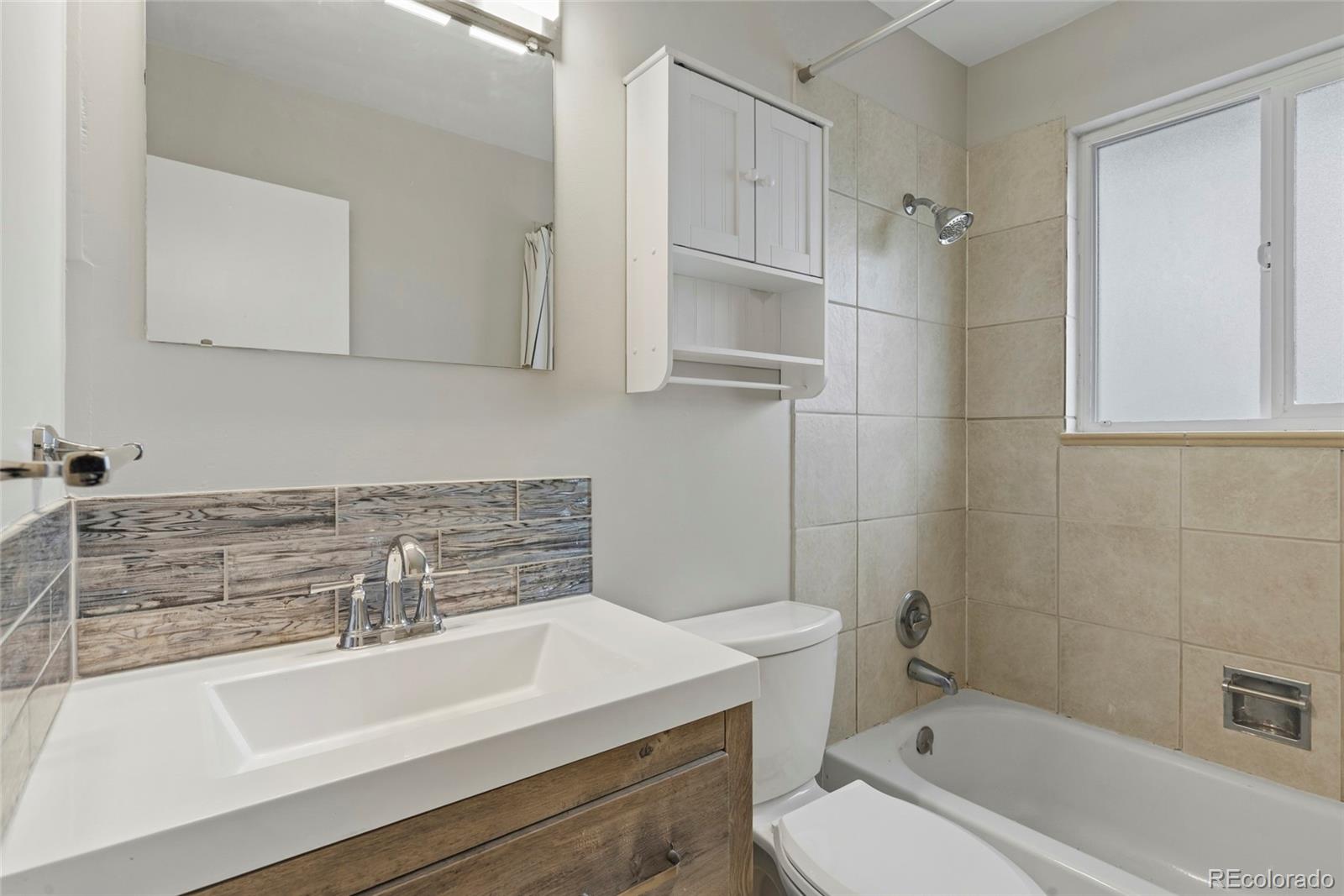 MLS Image #9 for 15373 e 10th avenue,aurora, Colorado
