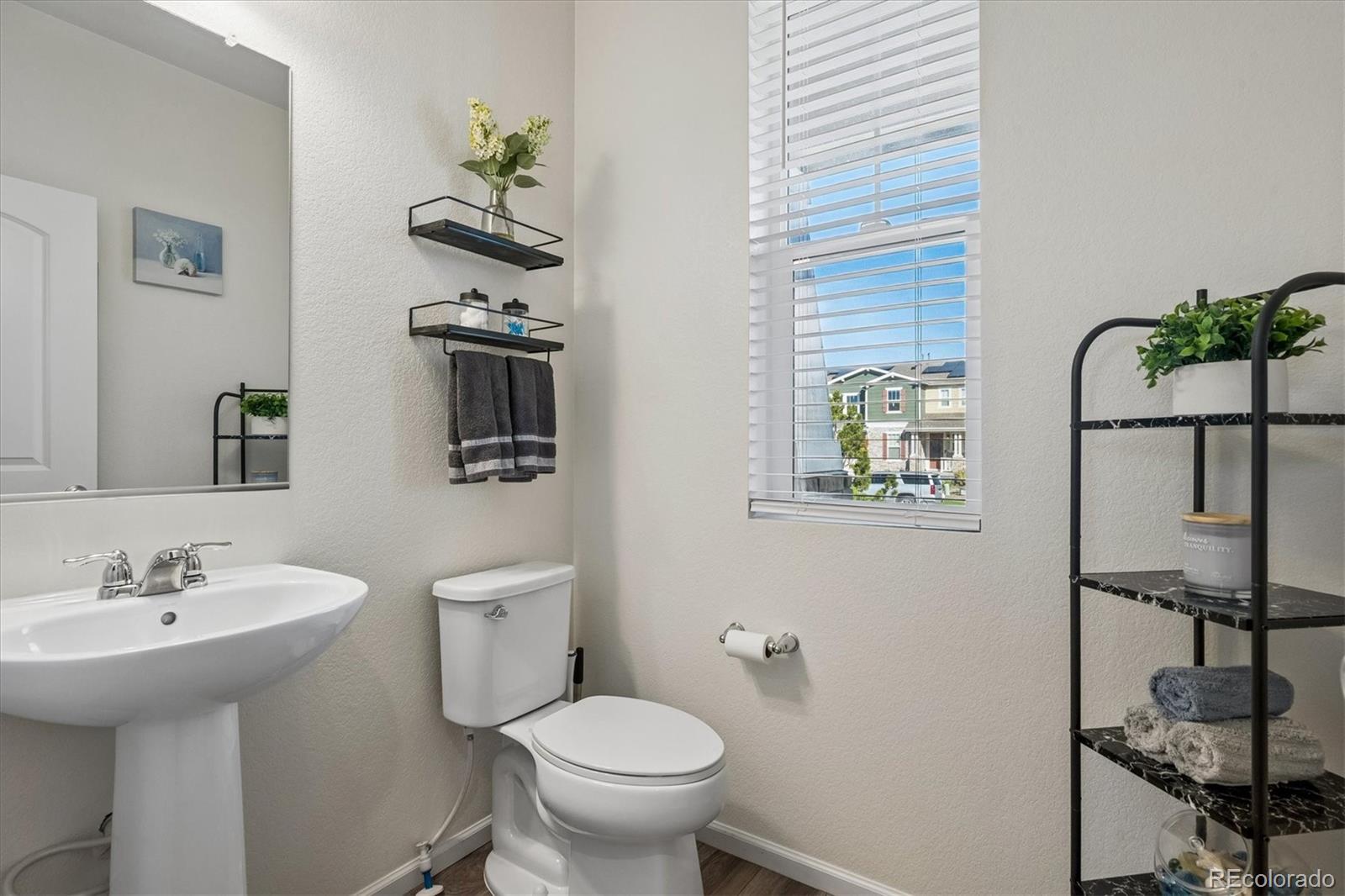 MLS Image #7 for 21352 e 60th avenue,aurora, Colorado