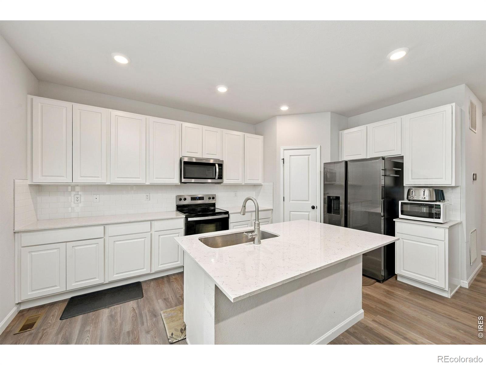 MLS Image #11 for 12201 e 100th drive,commerce city, Colorado