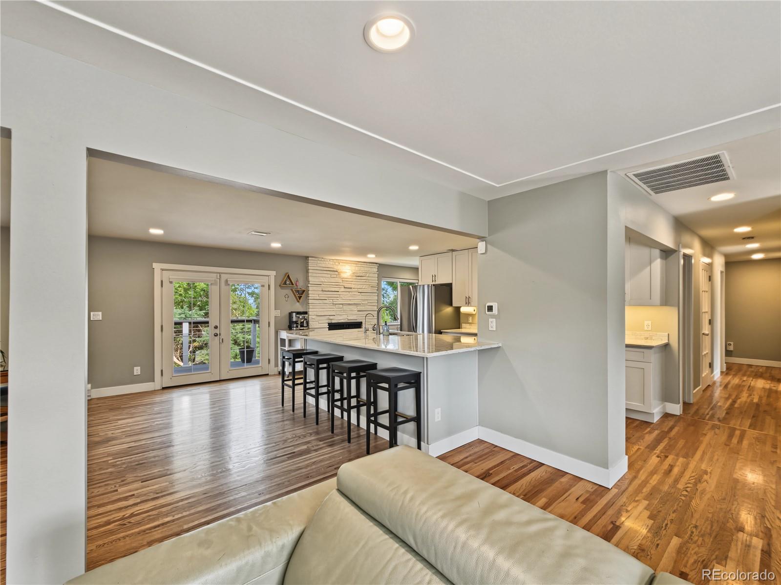 MLS Image #13 for 4905 w princeton avenue,denver, Colorado