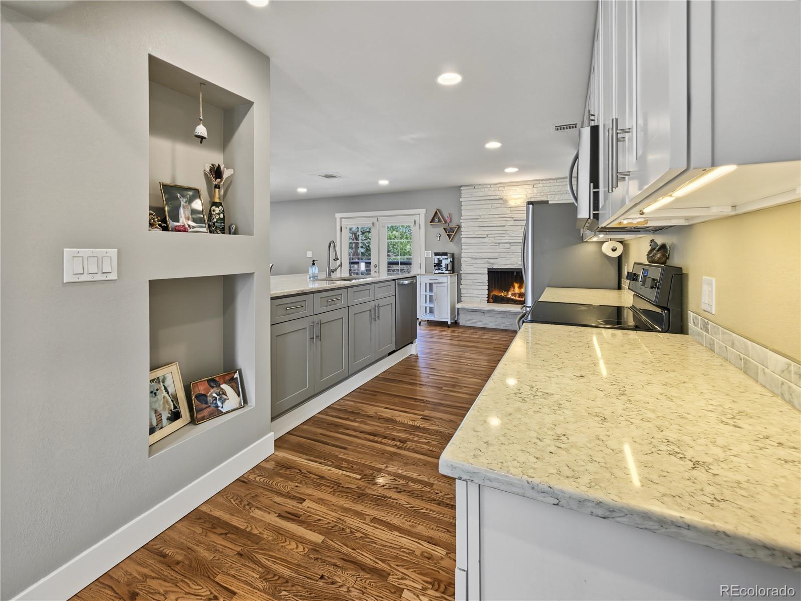 MLS Image #4 for 4905 w princeton avenue,denver, Colorado