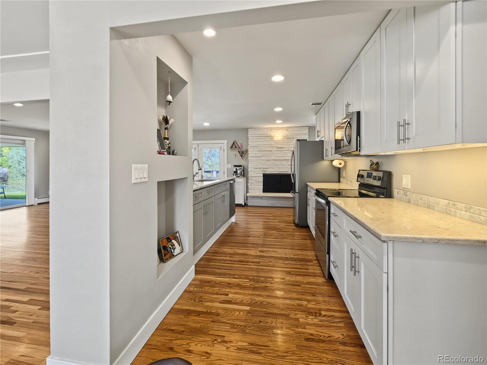 MLS Image #6 for 4905 w princeton avenue,denver, Colorado