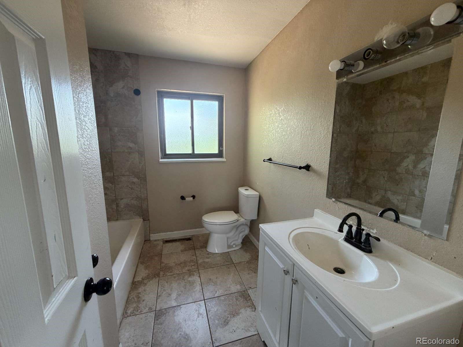 MLS Image #5 for 522  clearview drive,fountain, Colorado