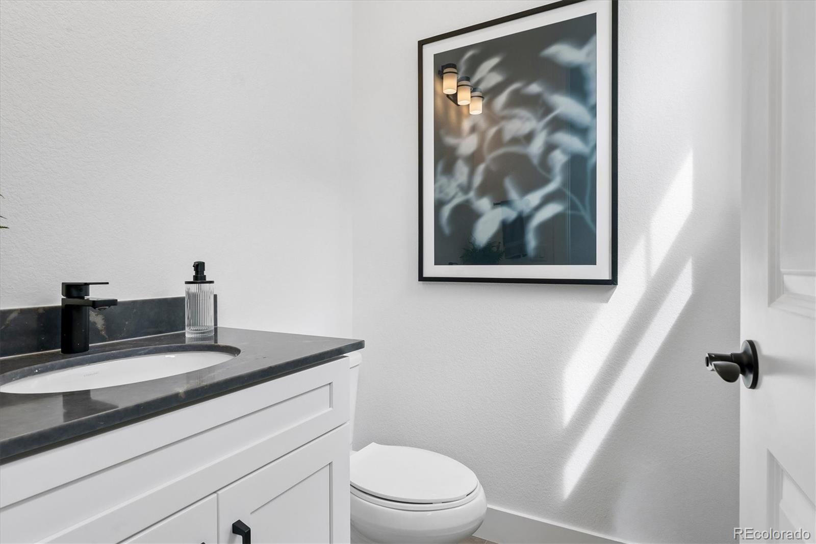MLS Image #3 for 28755 e elmhurst avenue,aurora, Colorado
