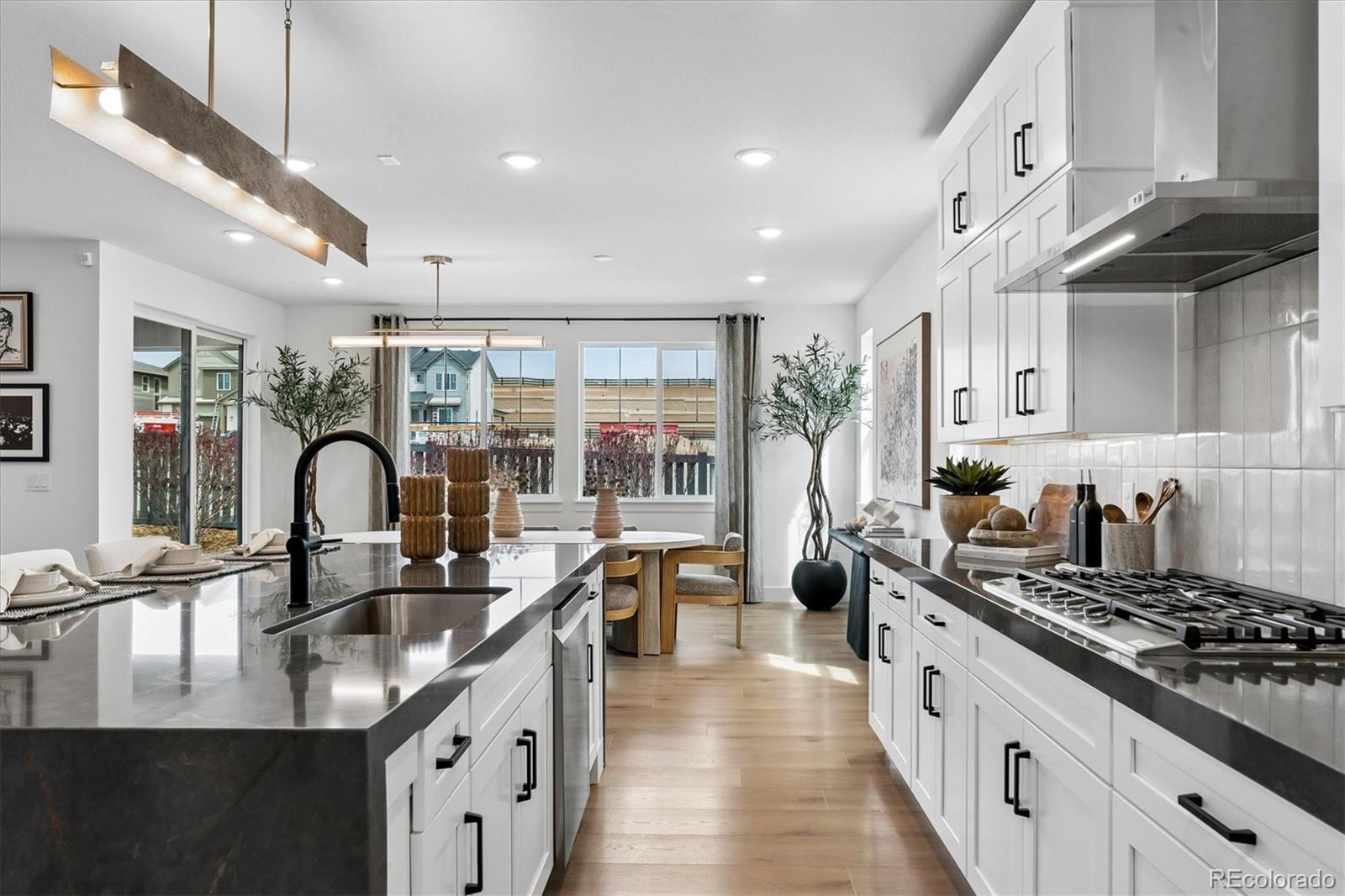 MLS Image #6 for 28755 e elmhurst avenue,aurora, Colorado