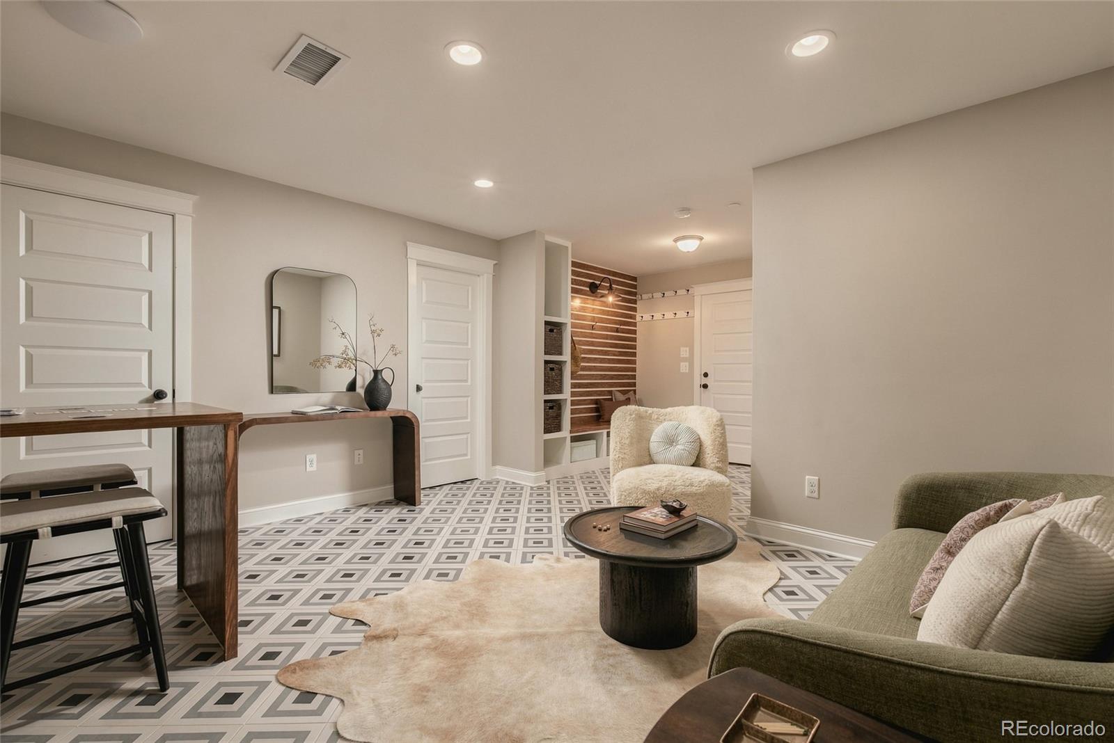MLS Image #20 for 5880  beeler court,denver, Colorado
