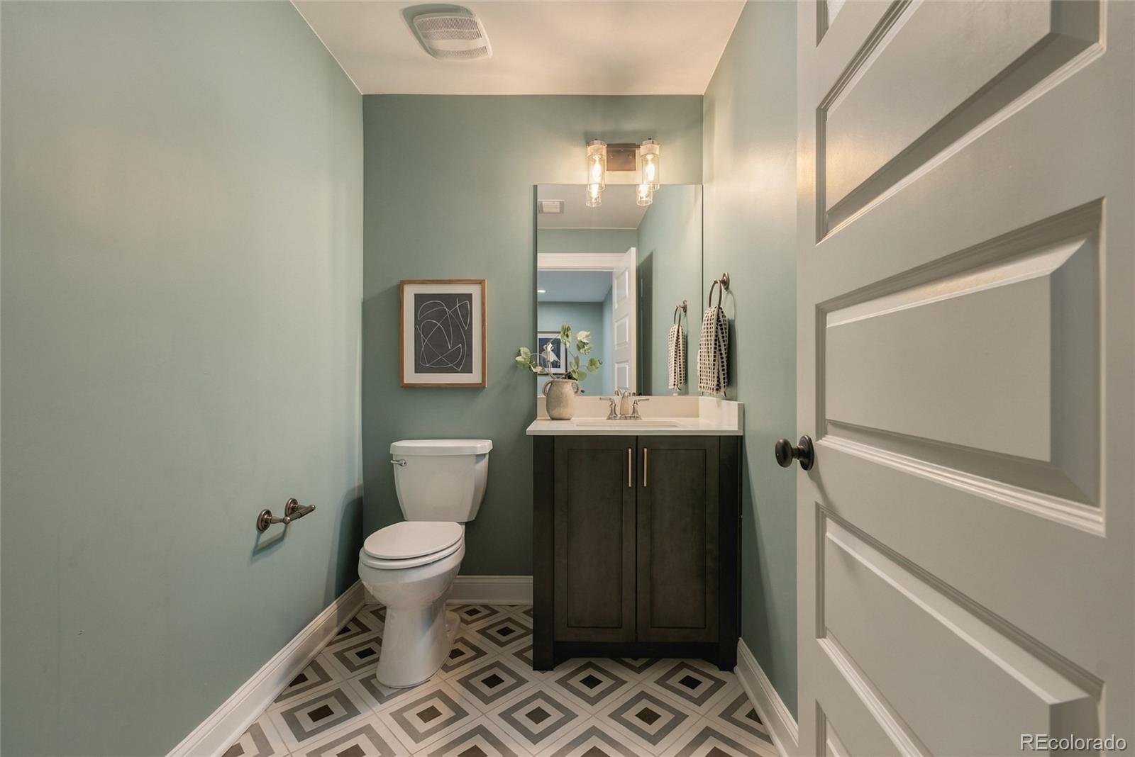 MLS Image #22 for 5880  beeler court,denver, Colorado