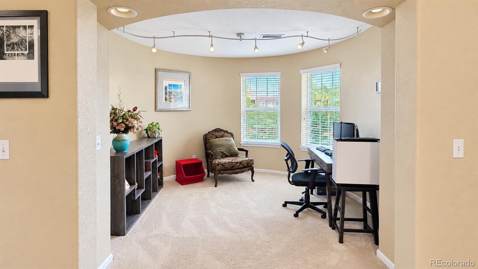 MLS Image #4 for 10621  briarglen circle,highlands ranch, Colorado